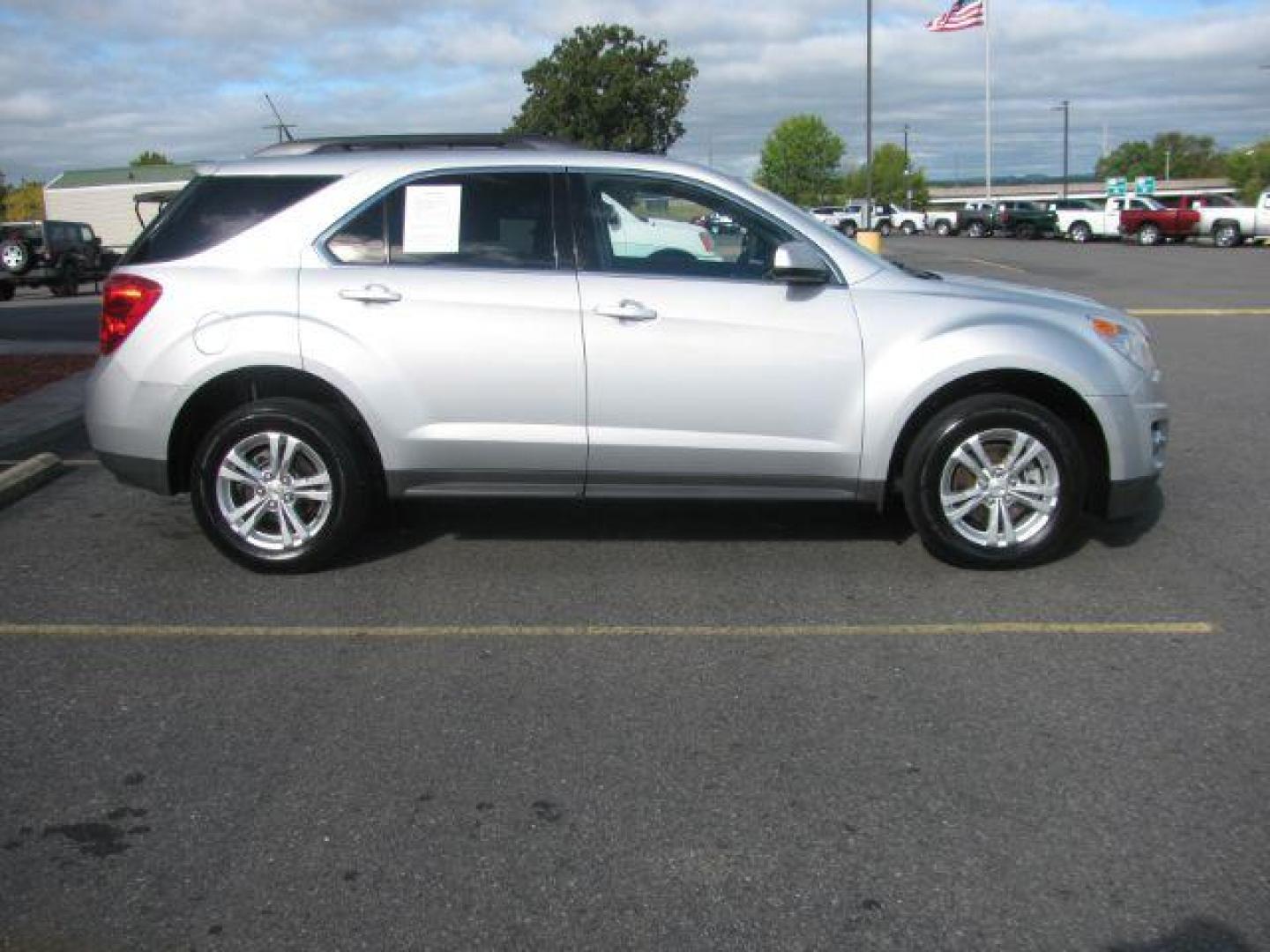 2012 Silver Chevrolet Equinox 2LT 2WD (2GNALPEK9C6) with an 2.4L L4 DOHC 16V engine, 6-Speed Automatic transmission, located at 2443 Albert Pike, Hot Springs, AR, 71913, (501) 623-6255, 34.492222, -93.109993 - LISTED FEATURES MAY BE OPTIONAL AND NOT INCLUDED ON THIS VEHICLE!!! - Photo#1