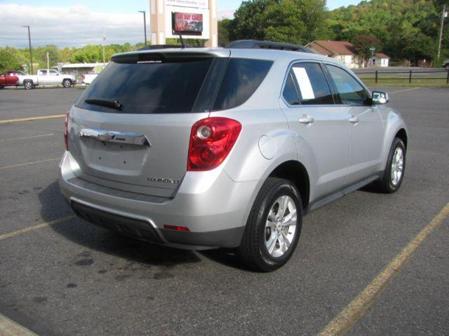 2012 Silver Chevrolet Equinox 2LT 2WD (2GNALPEK9C6) with an 2.4L L4 DOHC 16V engine, 6-Speed Automatic transmission, located at 2443 Albert Pike, Hot Springs, AR, 71913, (501) 623-6255, 34.492222, -93.109993 - LISTED FEATURES MAY BE OPTIONAL AND NOT INCLUDED ON THIS VEHICLE!!! - Photo#2