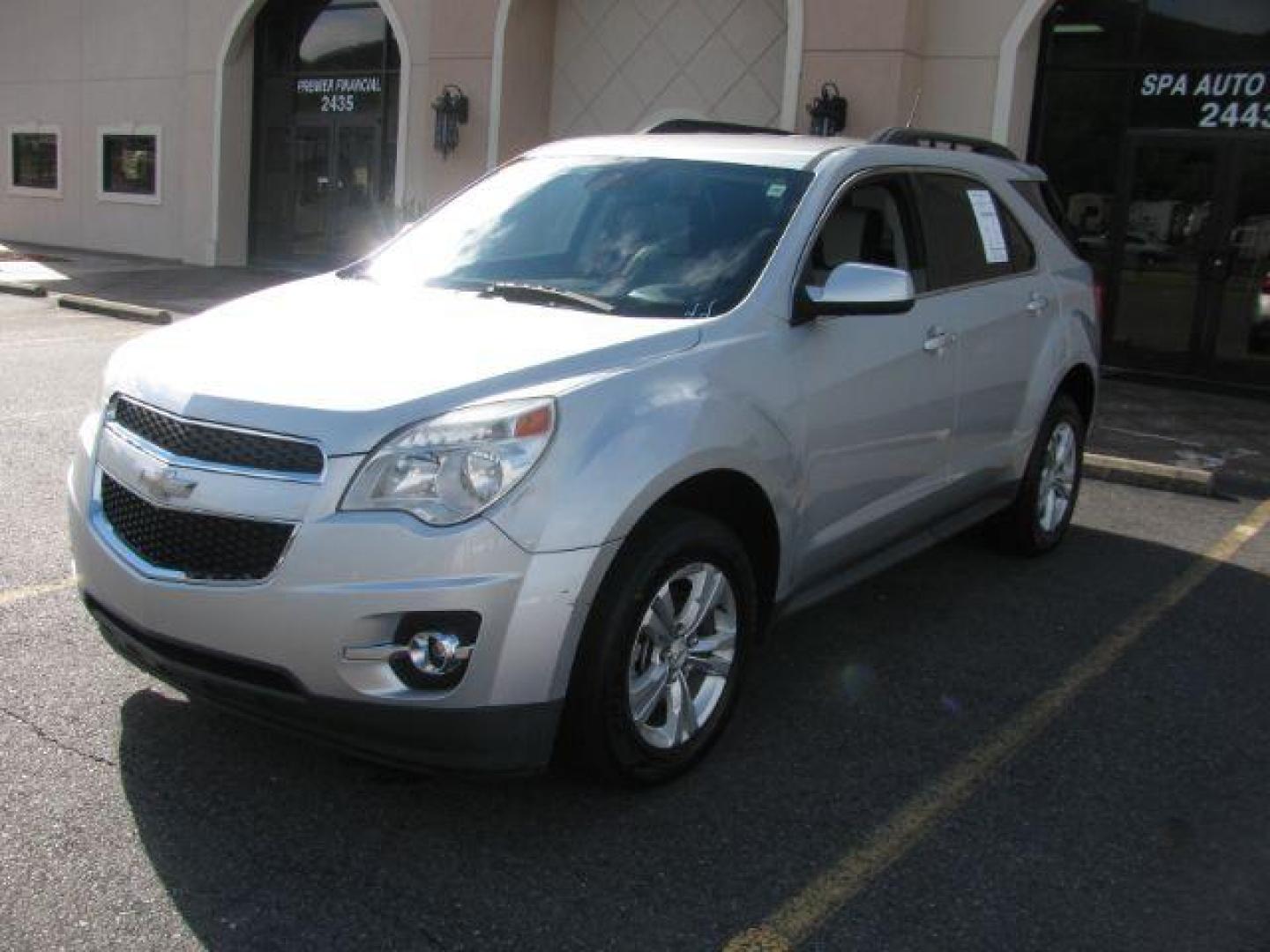 2012 Silver Chevrolet Equinox 2LT 2WD (2GNALPEK9C6) with an 2.4L L4 DOHC 16V engine, 6-Speed Automatic transmission, located at 2443 Albert Pike, Hot Springs, AR, 71913, (501) 623-6255, 34.492222, -93.109993 - LISTED FEATURES MAY BE OPTIONAL AND NOT INCLUDED ON THIS VEHICLE!!! - Photo#5