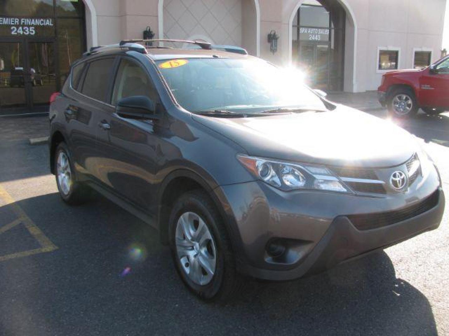 2015 Gray Toyota RAV4 SPORT UTILITY 4-DR (2T3ZFREV7FW) with an 2.5L L4 DOHC 16V engine, 6-Speed Automatic transmission, located at 2443 Albert Pike, Hot Springs, AR, 71913, (501) 623-6255, 34.492222, -93.109993 - Photo#5