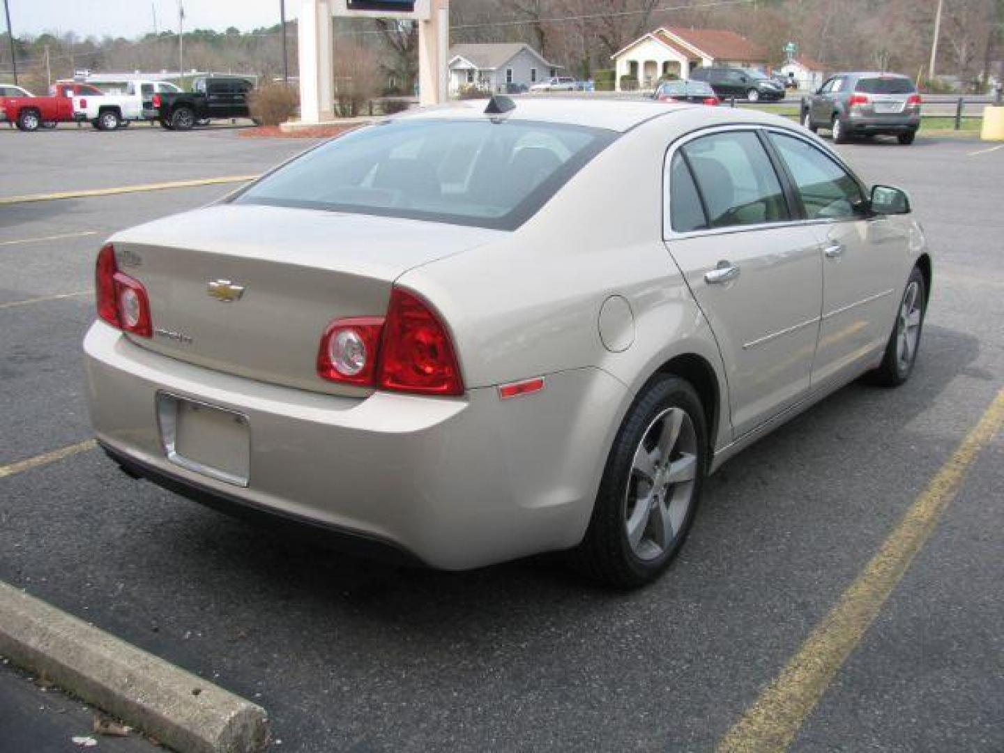 2012 Tan Chevrolet Malibu 1LT (1G1ZC5E08CF) with an 2.4L L4 DOHC 16V engine, 6-Speed Automatic transmission, located at 2443 Albert Pike, Hot Springs, AR, 71913, (501) 623-6255, 34.492222, -93.109993 - LISTED FEATURES MAY BE OPTIONAL AND NOT INCLUDED ON THIS VEHICLE!!! - Photo#3