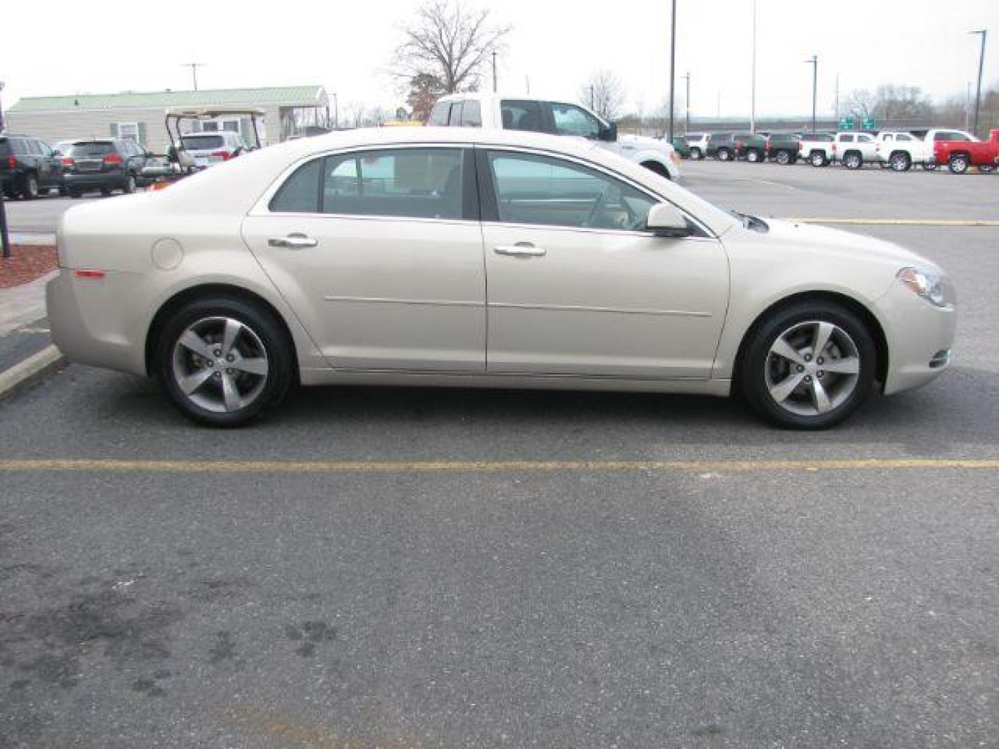 2012 Tan Chevrolet Malibu 1LT (1G1ZC5E08CF) with an 2.4L L4 DOHC 16V engine, 6-Speed Automatic transmission, located at 2443 Albert Pike, Hot Springs, AR, 71913, (501) 623-6255, 34.492222, -93.109993 - LISTED FEATURES MAY BE OPTIONAL AND NOT INCLUDED ON THIS VEHICLE!!! - Photo#4