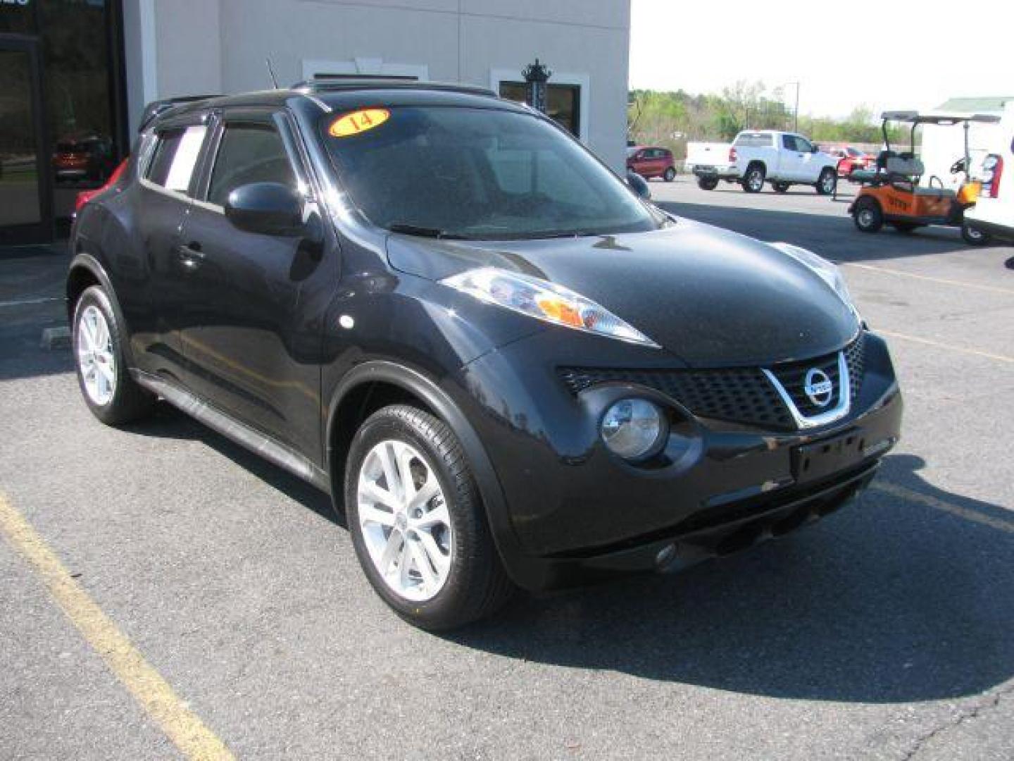 2014 Black Nissan Juke SL FWD (JN8AF5MR9ET) with an 1.6L L4 DOHC 16V engine, Continuously Variable Transmission transmission, located at 2443 Albert Pike, Hot Springs, AR, 71913, (501) 623-6255, 34.492222, -93.109993 - Photo#0