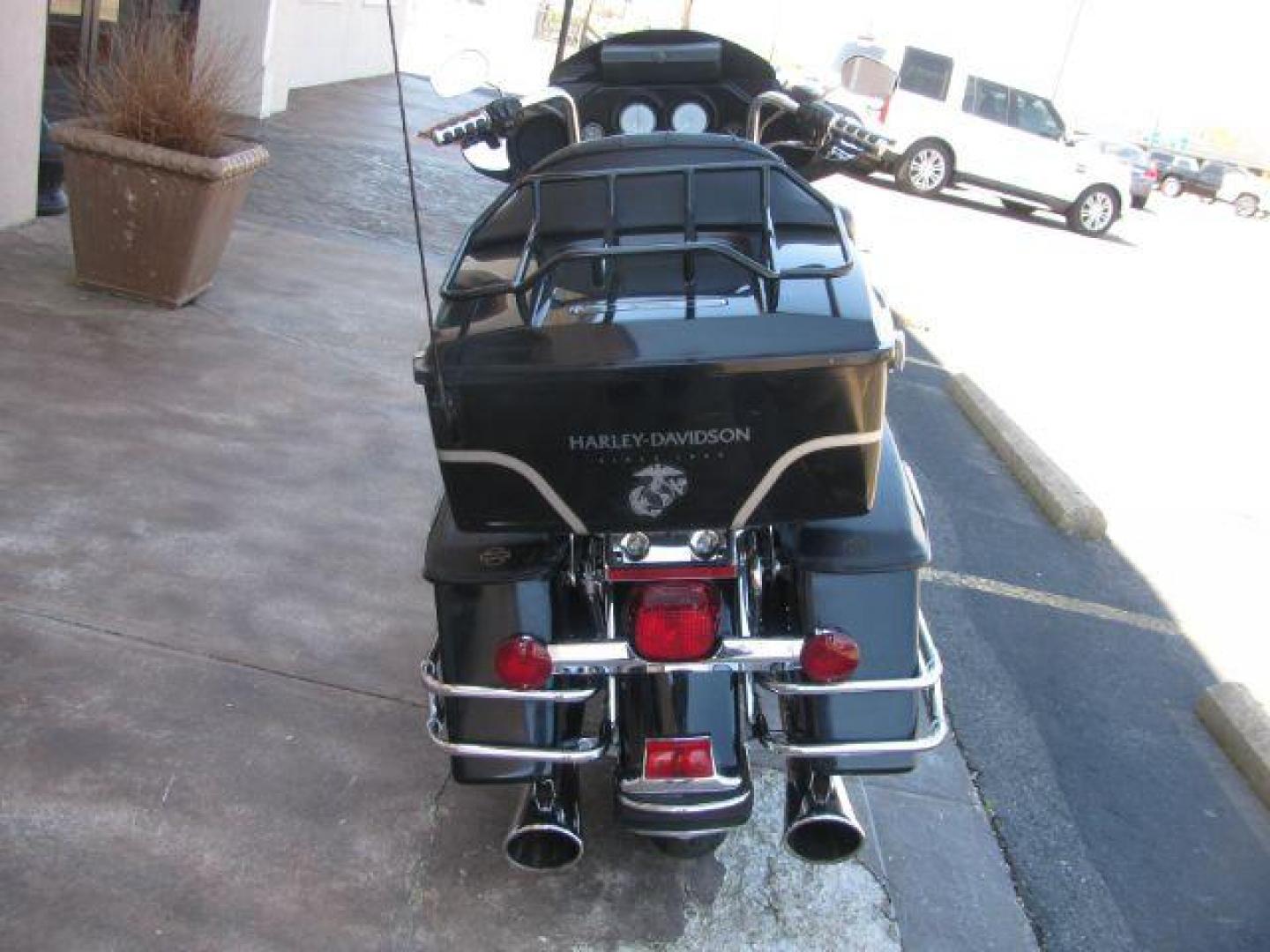 2003 Black Harley Davidson FLHTCI Electra Glide - (1HD1FFW183Y) with an 1450CC engine, located at 2443 Albert Pike, Hot Springs, AR, 71913, (501) 623-6255, 34.492222, -93.109993 - Photo#3