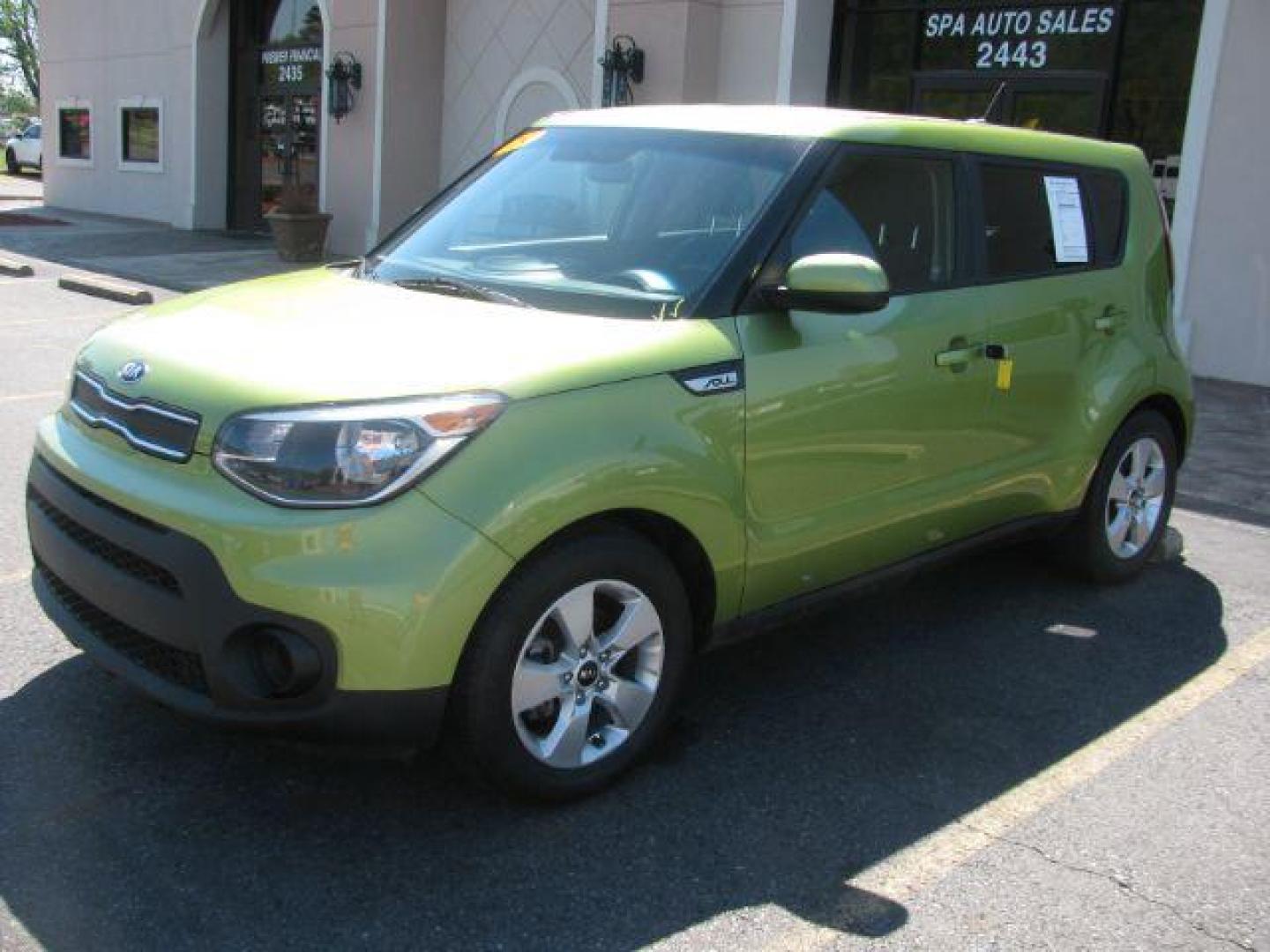 2018 Green Kia Soul WAGON 4-DR (KNDJN2A27J7) with an 1.6L L4 DOHC 16V engine, 6-Speed Automatic transmission, located at 2443 Albert Pike, Hot Springs, AR, 71913, (501) 623-6255, 34.492222, -93.109993 - Photo#0