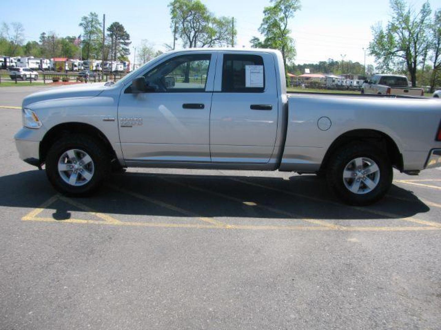 2019 Silver RAM 1500 Classic Tradesman Quad Cab 4WD (1C6RR7FT0KS) with an 5.7L V8 OHV 16V engine, 8-Speed Automatic transmission, located at 2443 Albert Pike, Hot Springs, AR, 71913, (501) 623-6255, 34.492222, -93.109993 - Photo#5