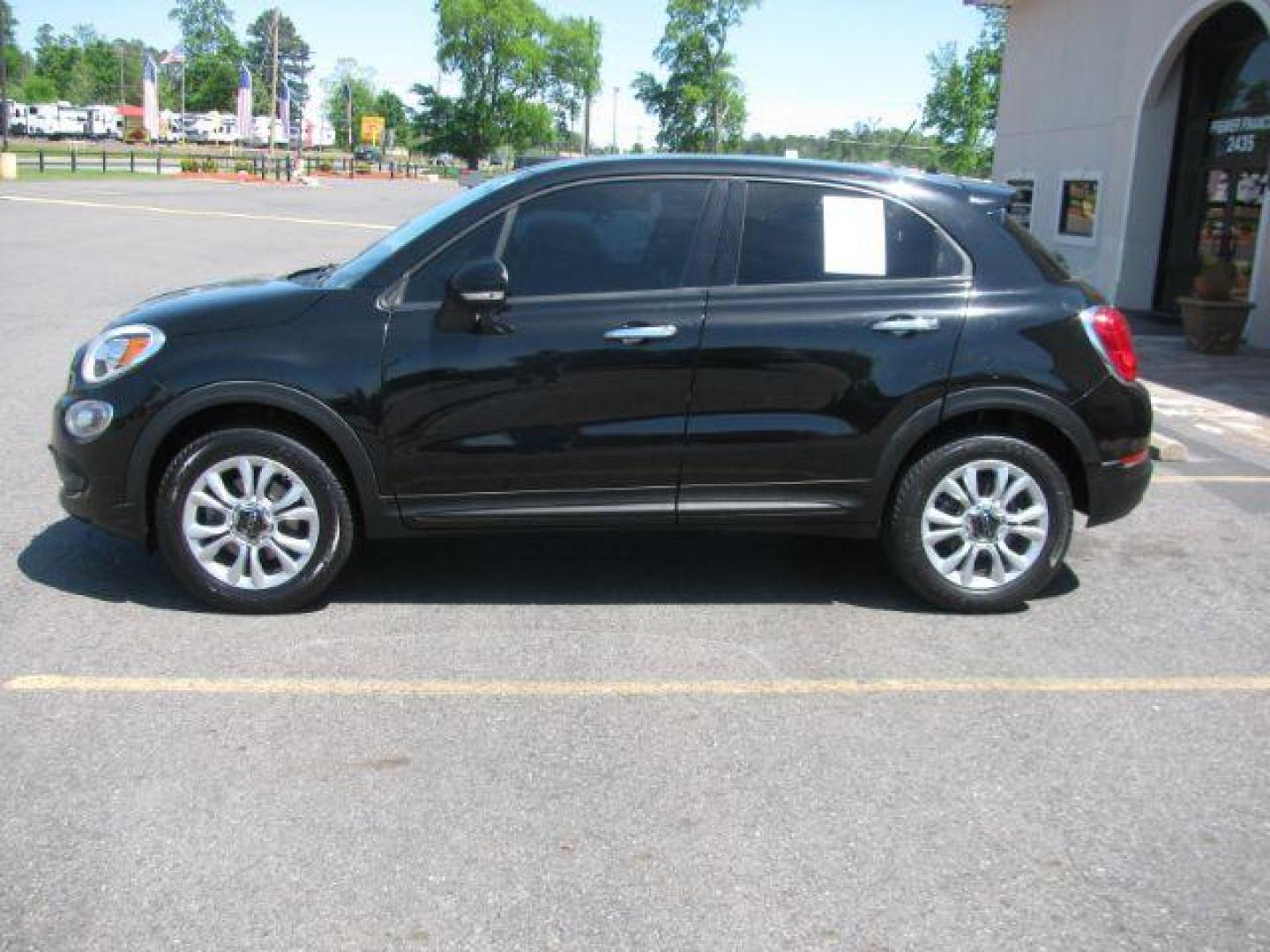 2016 Black Fiat 500x Easy AWD (ZFBCFYBT9GP) with an 2.4L L4 engine, 9-Speed Automatic transmission, located at 2443 Albert Pike, Hot Springs, AR, 71913, (501) 623-6255, 34.492222, -93.109993 - Photo#1