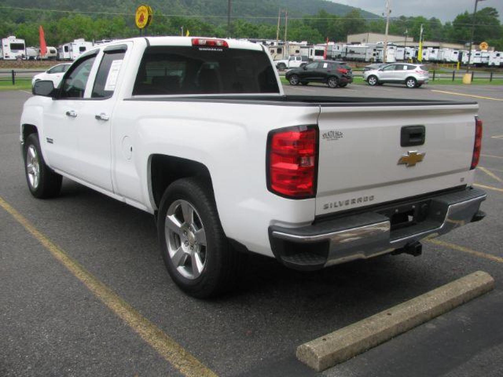 2014 White Chevrolet Silverado 1500 1LT Double Cab 2WD (1GCRCREH5EZ) with an 4.3L V6 OHV 12V engine, 6-Speed Automatic transmission, located at 2443 Albert Pike, Hot Springs, AR, 71913, (501) 623-6255, 34.492222, -93.109993 - Photo #2