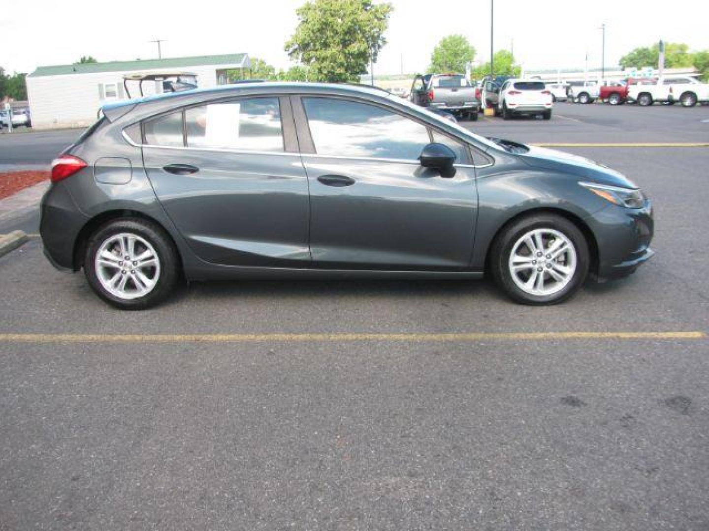 2017 Gray Chevrolet Cruze LT Auto Hatchback (3G1BE6SM0HS) with an 1.4L L4 DOHC 16V TURBO engine, 6-Speed Automatic transmission, located at 2443 Albert Pike, Hot Springs, AR, 71913, (501) 623-6255, 34.492222, -93.109993 - Photo#1