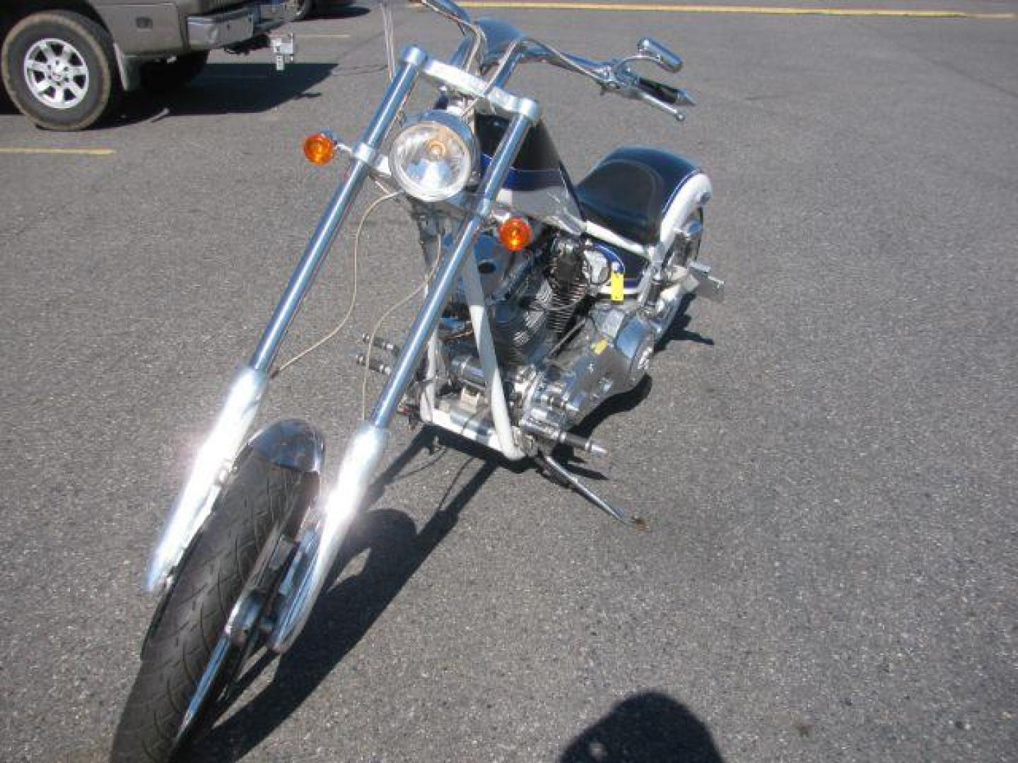 2005 White American Ironhorse Texas Chopper - (5L5TX144151) , 6 speed manual transmission, located at 2443 Albert Pike, Hot Springs, AR, 71913, (501) 623-6255, 34.492222, -93.109993 - Photo#3