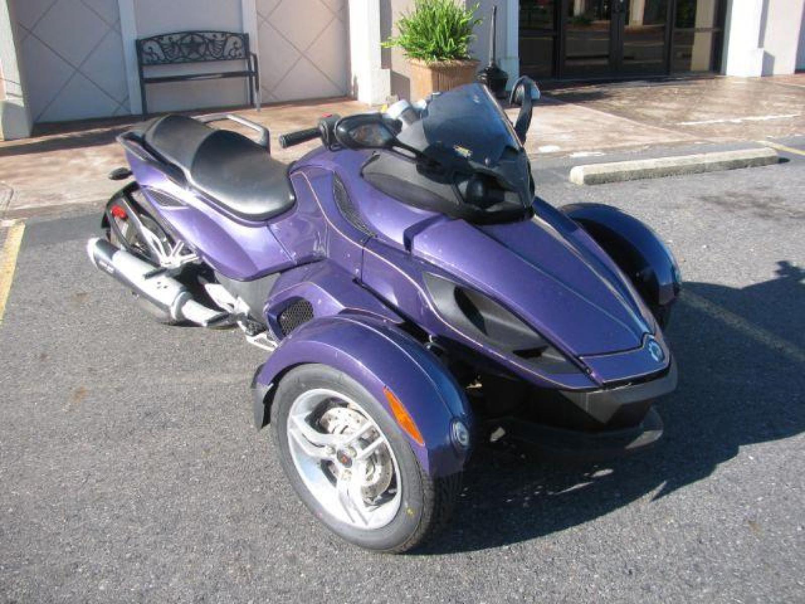 2010 Purple Can-Am Spyder RSS - (2BXJAMC13AV) , located at 2443 Albert Pike, Hot Springs, AR, 71913, (501) 623-6255, 34.492222, -93.109993 - Photo #0