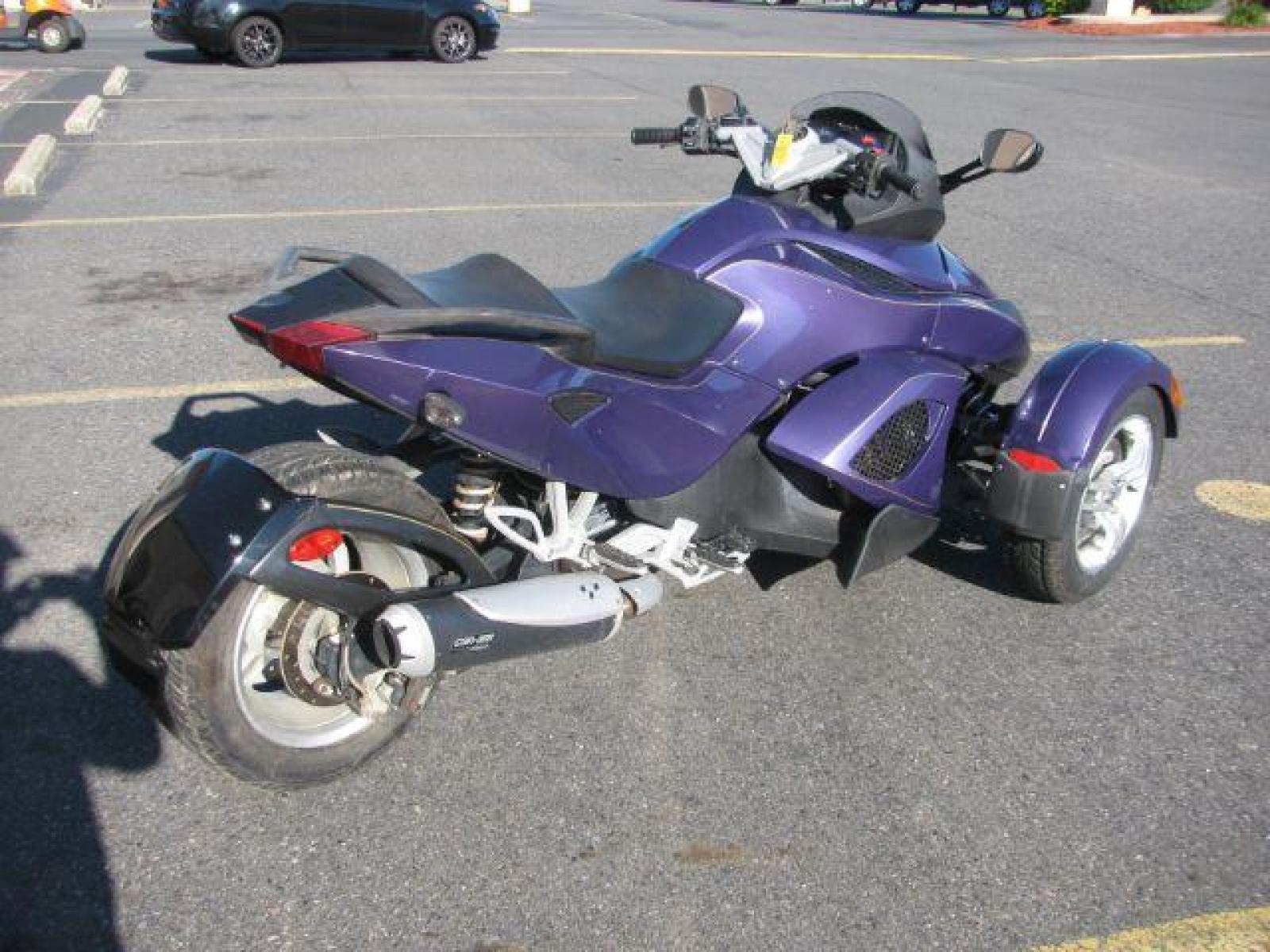 2010 Purple Can-Am Spyder RSS - (2BXJAMC13AV) , located at 2443 Albert Pike, Hot Springs, AR, 71913, (501) 623-6255, 34.492222, -93.109993 - Photo #1