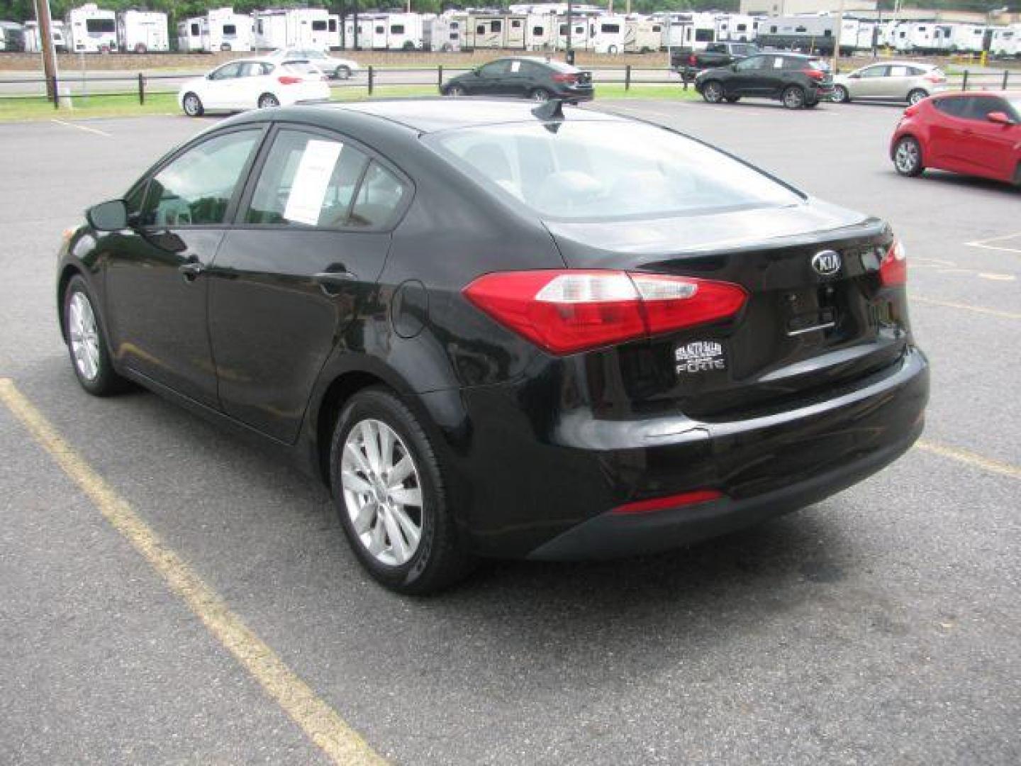 2015 Black Kia Forte EX (KNAFX4A64F5) with an 1.8L L4 DOHC 16V engine, 6-Speed Automatic transmission, located at 2443 Albert Pike, Hot Springs, AR, 71913, (501) 623-6255, 34.492222, -93.109993 - Photo#3