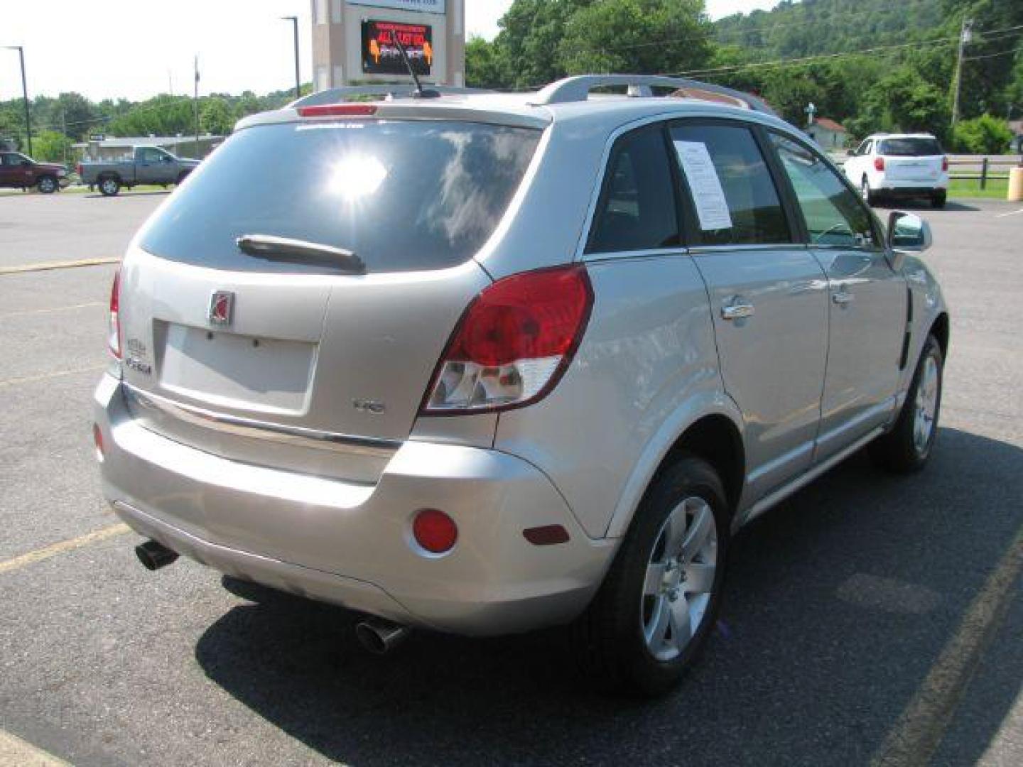 2008 Silver Saturn VUE FWD V6 XR (3GSCL53738S) with an 3.6L V6 DOHC 24V engine, 6-Speed Automatic transmission, located at 2443 Albert Pike, Hot Springs, AR, 71913, (501) 623-6255, 34.492222, -93.109993 - Photo#3