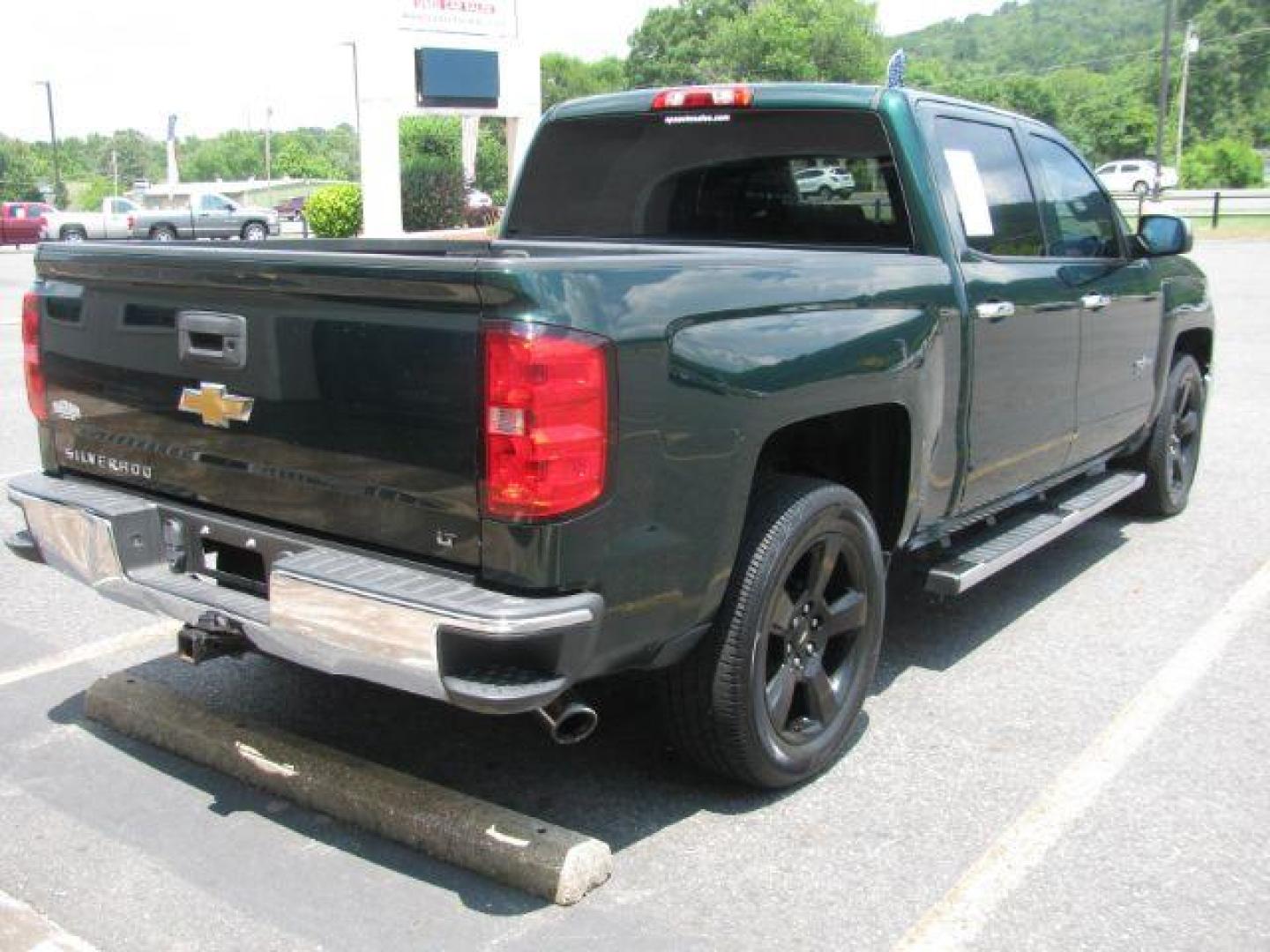 2015 Green Chevrolet Silverado 1500 LT Crew Cab 2WD (3GCPCREC4FG) with an 5.3L V8 OHV 16V engine, 6-Speed Automatic transmission, located at 2443 Albert Pike, Hot Springs, AR, 71913, (501) 623-6255, 34.492222, -93.109993 - Photo#2