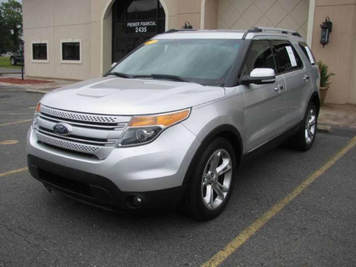 2013 Silver Ford Explorer Limited FWD (1FM5K7F88DG) with an 3.5L V6 DOHC 24V engine, 6-Speed Automatic transmission, located at 2443 Albert Pike, Hot Springs, AR, 71913, (501) 623-6255, 34.492222, -93.109993 - Photo#0