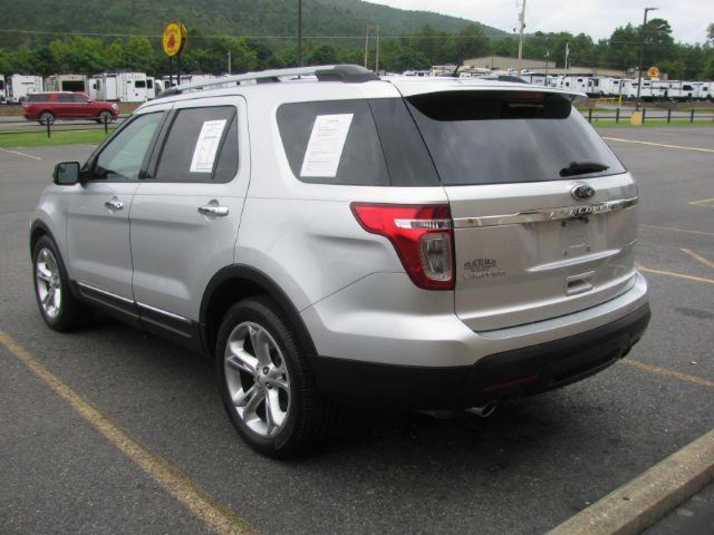 2013 Silver Ford Explorer Limited FWD (1FM5K7F88DG) with an 3.5L V6 DOHC 24V engine, 6-Speed Automatic transmission, located at 2443 Albert Pike, Hot Springs, AR, 71913, (501) 623-6255, 34.492222, -93.109993 - Photo#2