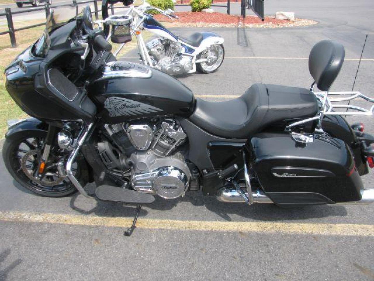 2021 Black Indian Challenger - (56KLCBRRXM3) with an 1769CC engine, located at 2443 Albert Pike, Hot Springs, AR, 71913, (501) 623-6255, 34.492222, -93.109993 - Photo#2