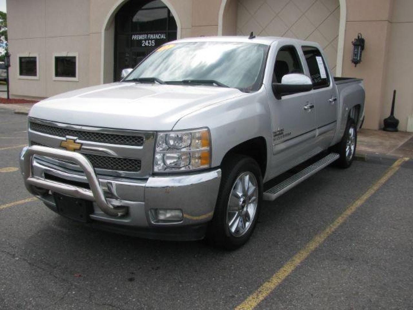 2012 Silver Chevrolet Silverado 1500 LT Crew Cab 2WD (3GCPCSE02CG) with an 5.3L V8 OHV 16V FFV engine, 6-Speed Automatic transmission, located at 2443 Albert Pike, Hot Springs, AR, 71913, (501) 623-6255, 34.492222, -93.109993 - Photo#0