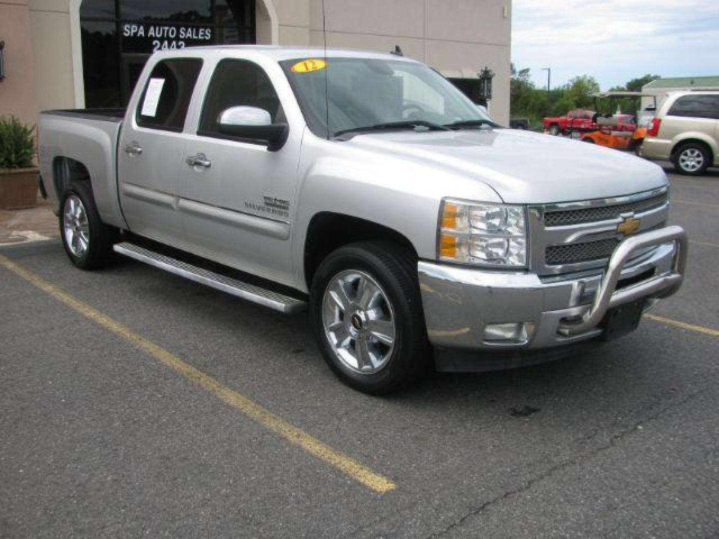 2012 Silver Chevrolet Silverado 1500 LT Crew Cab 2WD (3GCPCSE02CG) with an 5.3L V8 OHV 16V FFV engine, 6-Speed Automatic transmission, located at 2443 Albert Pike, Hot Springs, AR, 71913, (501) 623-6255, 34.492222, -93.109993 - Photo#6