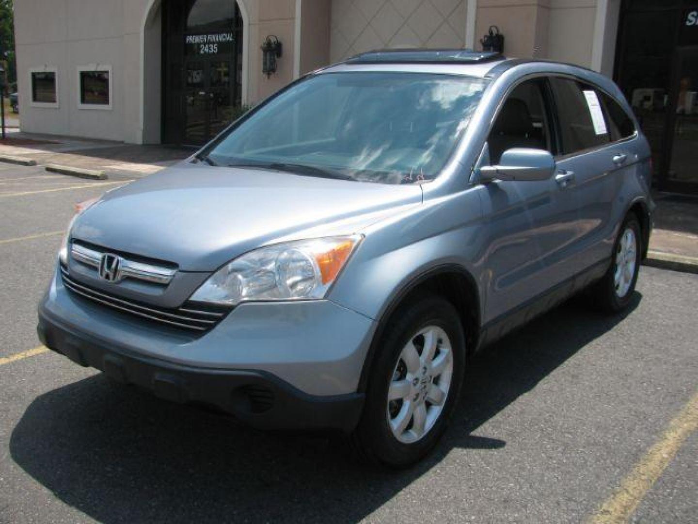 2008 Blue Honda CR-V EX-L 2WD AT (JHLRE38718C) with an 2.4L L4 DOHC 16V engine, 5-Speed Automatic transmission, located at 2443 Albert Pike, Hot Springs, AR, 71913, (501) 623-6255, 34.492222, -93.109993 - Photo#0