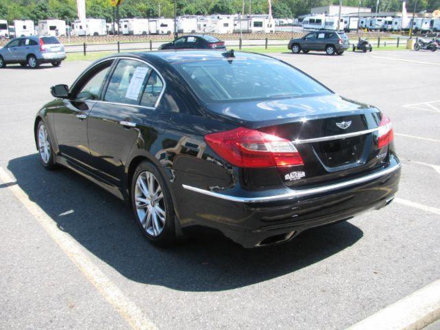 2012 Black Hyundai Genesis 3.8L (KMHGC4DD6CU) with an 3.8L V6 DOHC 24V engine, 6-Speed Automatic transmission, located at 2443 Albert Pike, Hot Springs, AR, 71913, (501) 623-6255, 34.492222, -93.109993 - Photo#3