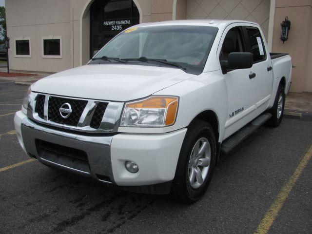 photo of 2014 Nissan Titan