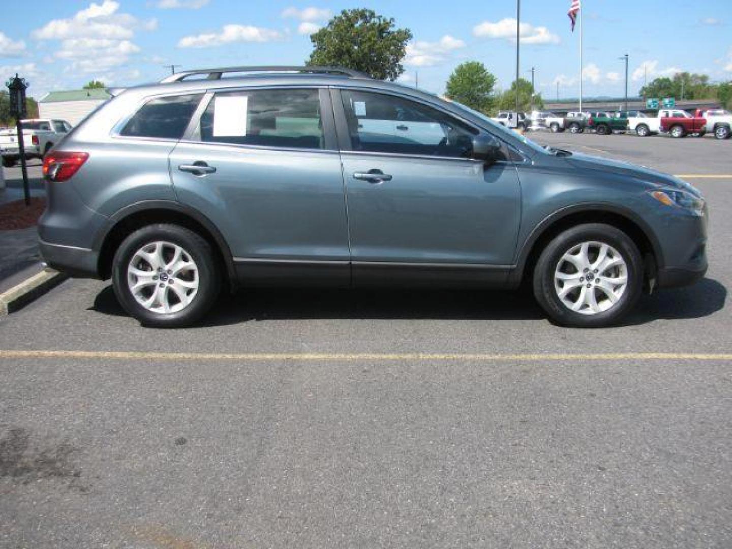 2013 Gray Mazda CX-9 Touring (JM3TB2CA2D0) with an 3.7L V6 DOHC 24V engine, 6-Speed Automatic transmission, located at 2443 Albert Pike, Hot Springs, AR, 71913, (501) 623-6255, 34.492222, -93.109993 - Photo#1