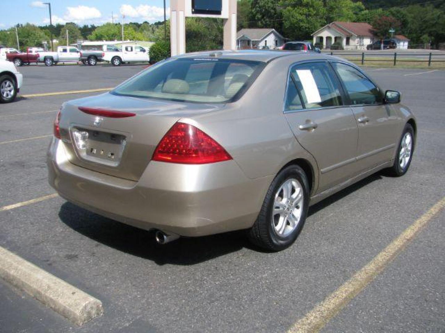 2006 Gold Honda Accord EX Sedan AT w/ Leather and XM Radio (1HGCM56826A) with an 2.4L L4 DOHC 16V engine, 5-Speed Automatic transmission, located at 2443 Albert Pike, Hot Springs, AR, 71913, (501) 623-6255, 34.492222, -93.109993 - Photo#2