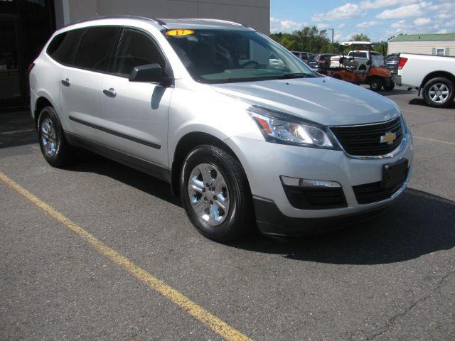 photo of 2017 Chevrolet Traverse LS FWD