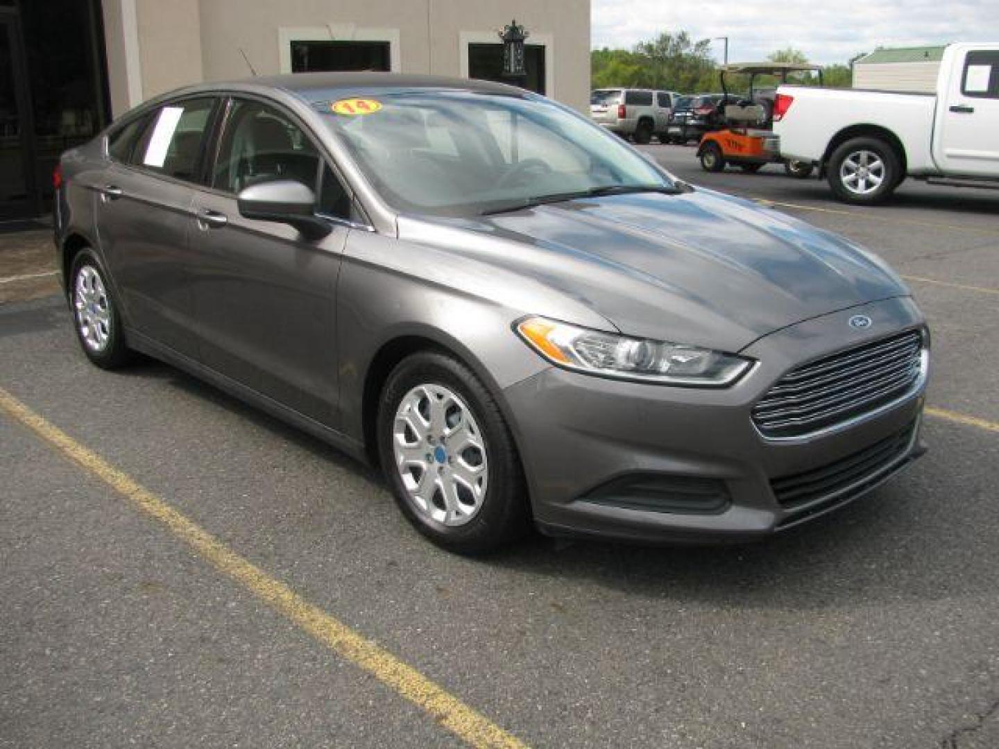 2014 Gray Ford Fusion S (3FA6P0G78ER) with an 2.5L L4 DOHC 16V engine, located at 2443 Albert Pike, Hot Springs, AR, 71913, (501) 623-6255, 34.492222, -93.109993 - Photo#0