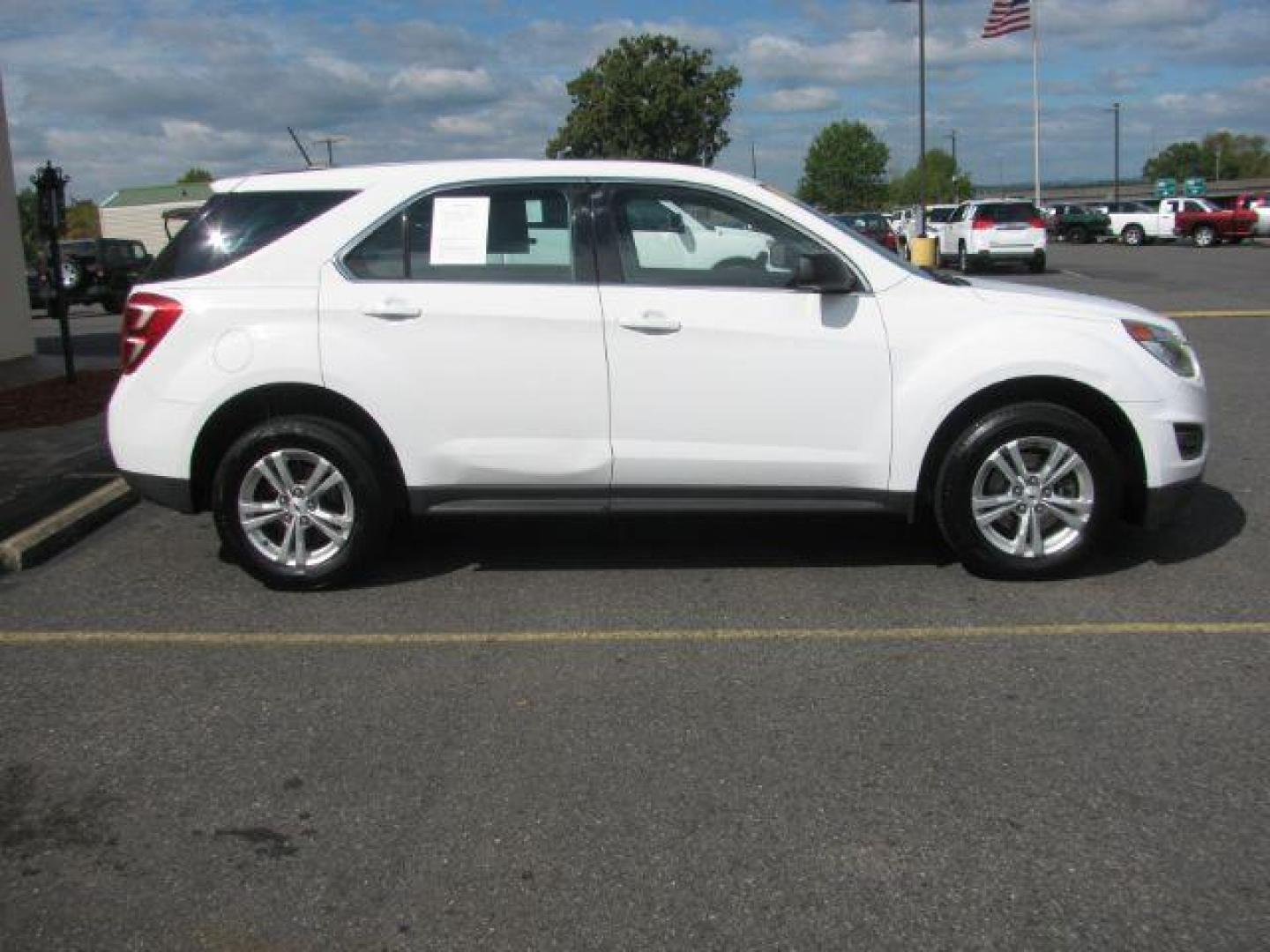 2016 White Chevrolet Equinox LS 2WD (2GNALBEK0G1) with an 2.4L L4 DOHC 16V FFV engine, 6-Speed Automatic transmission, located at 2443 Albert Pike, Hot Springs, AR, 71913, (501) 623-6255, 34.492222, -93.109993 - Photo#1