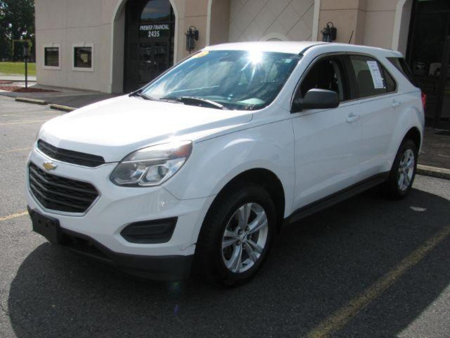 2016 White Chevrolet Equinox LS 2WD (2GNALBEK0G1) with an 2.4L L4 DOHC 16V FFV engine, 6-Speed Automatic transmission, located at 2443 Albert Pike, Hot Springs, AR, 71913, (501) 623-6255, 34.492222, -93.109993 - Photo#5