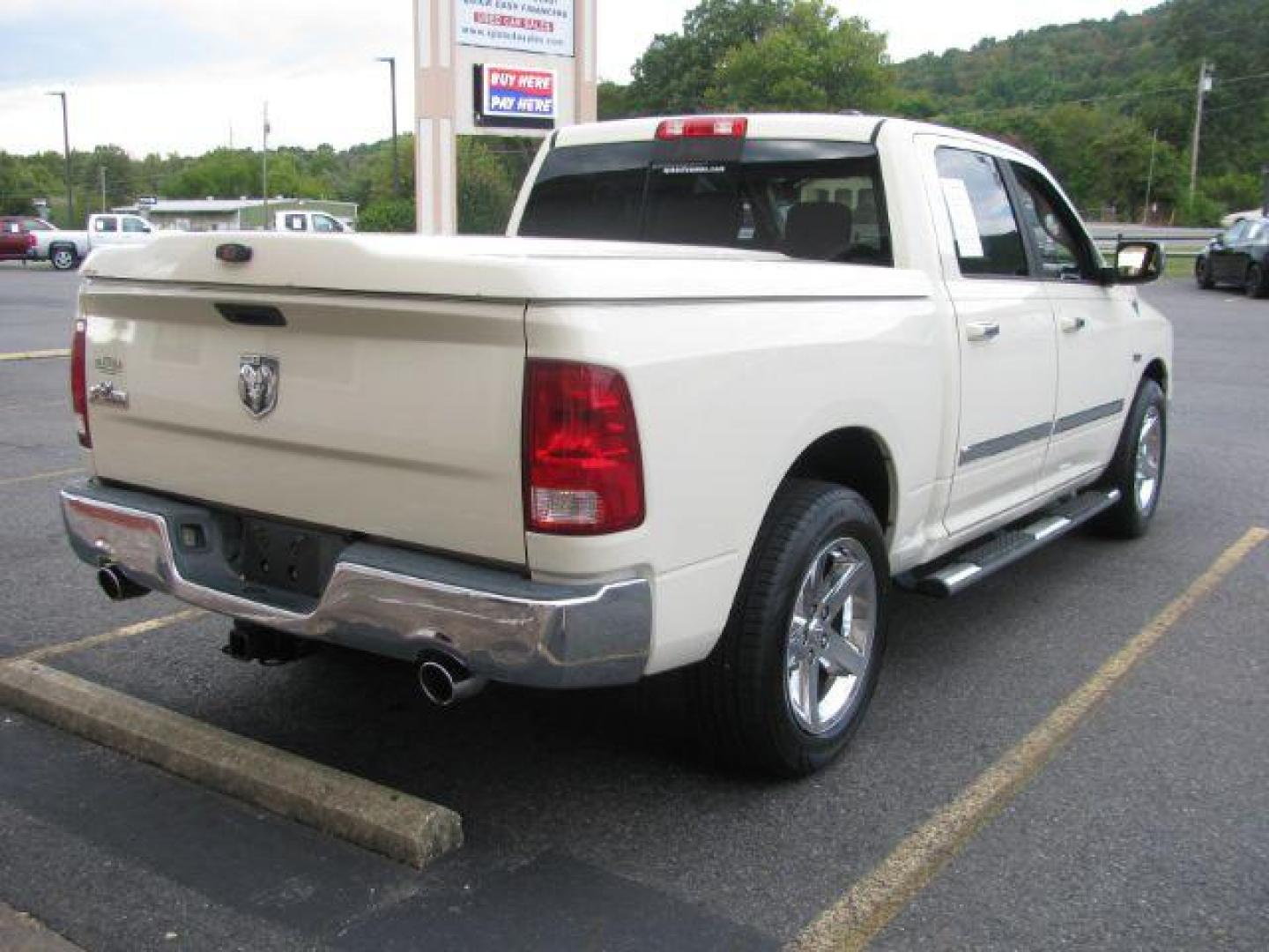 2010 Cream RAM 1500 ST Crew Cab 2WD (1D7RB1CT7AS) with an 5.7L V8 OHV 16V engine, 5-Speed Automatic transmission, located at 2443 Albert Pike, Hot Springs, AR, 71913, (501) 623-6255, 34.492222, -93.109993 - Photo#3