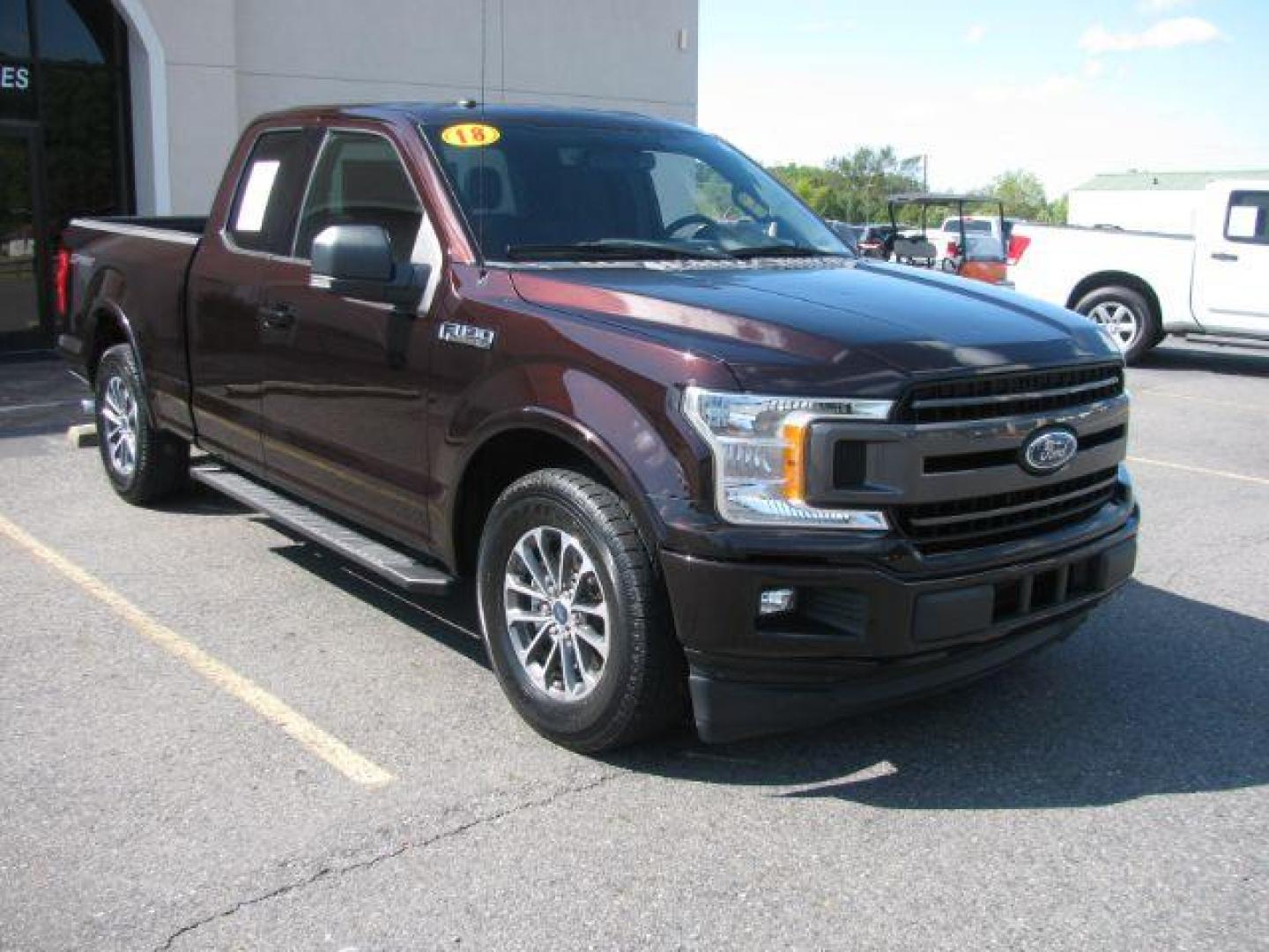 2018 Maroon Ford F-150 XLT SuperCab 6.5-ft. 2WD (1FTEX1CP4JK) with an 2.7L V6 DOHC 24V engine, 6-Speed Automatic transmission, located at 2443 Albert Pike, Hot Springs, AR, 71913, (501) 623-6255, 34.492222, -93.109993 - Photo#0