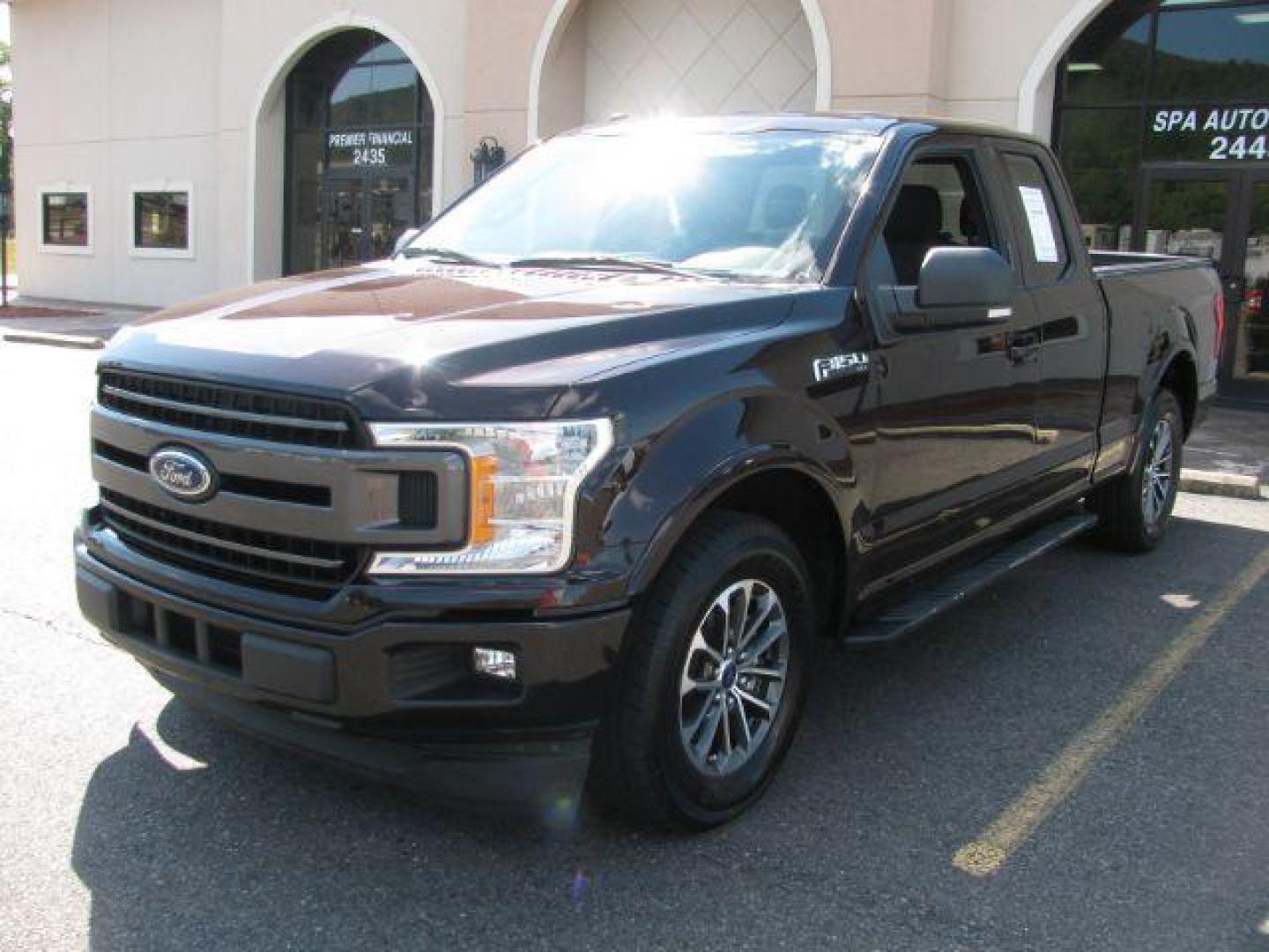 2018 Maroon Ford F-150 XLT SuperCab 6.5-ft. 2WD (1FTEX1CP4JK) with an 2.7L V6 DOHC 24V engine, 6-Speed Automatic transmission, located at 2443 Albert Pike, Hot Springs, AR, 71913, (501) 623-6255, 34.492222, -93.109993 - Photo#6