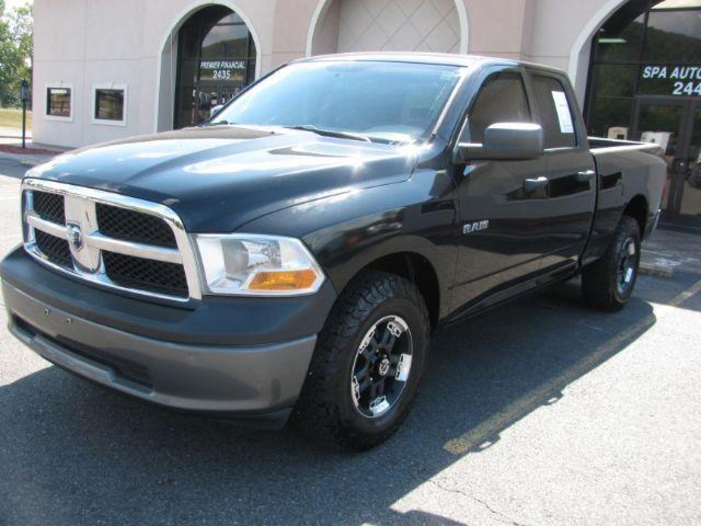 2010 Black RAM 1500 ST Quad Cab 4WD (1D7RV1GP4AS) with an 4.7L V8 SOHC 16V engine, 5-Speed Automatic transmission, located at 2443 Albert Pike, Hot Springs, AR, 71913, (501) 623-6255, 34.492222, -93.109993 - Photo#6