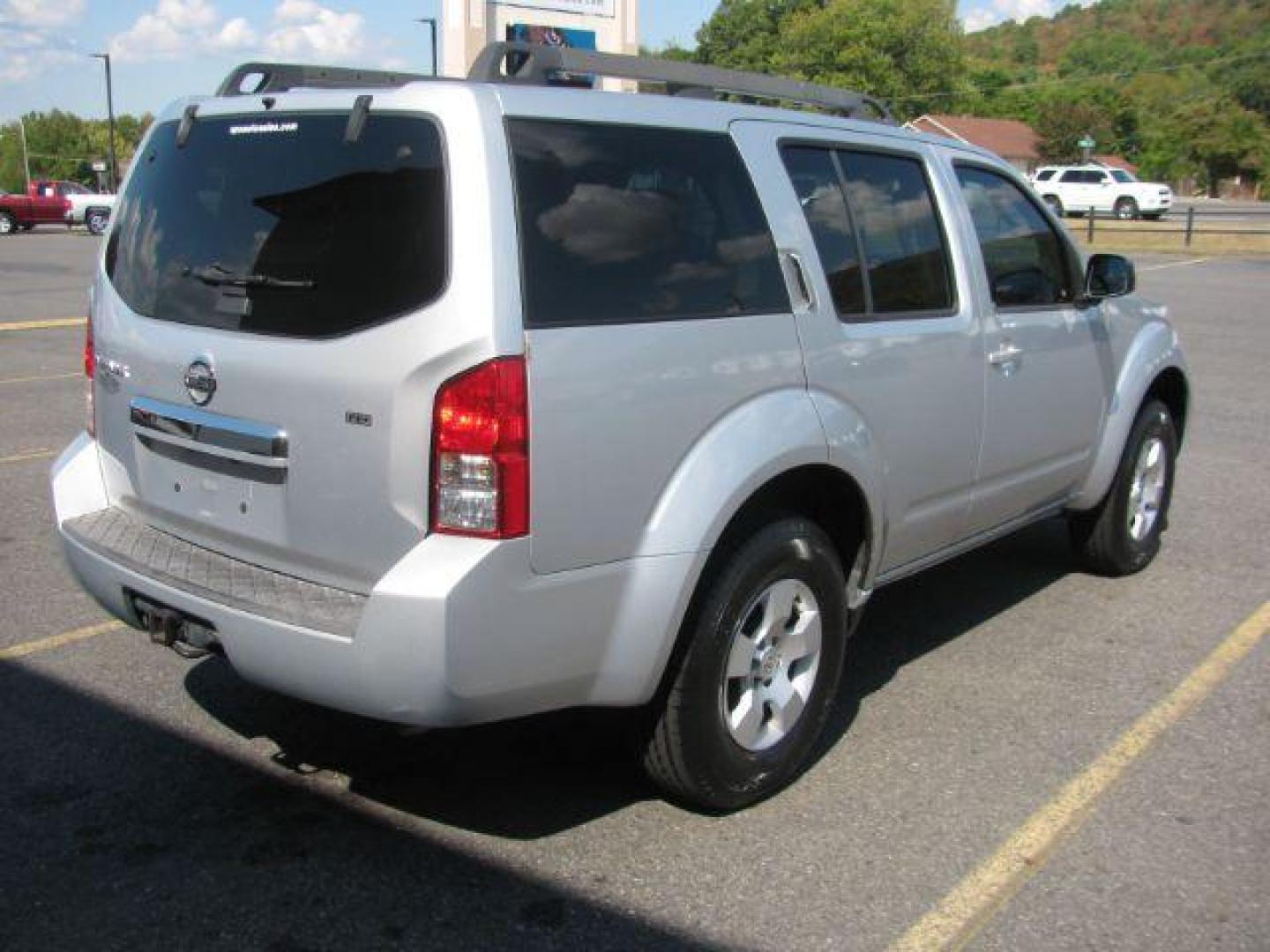 2010 Silver Nissan Pathfinder S 2WD (5N1AR1NN5AC) with an 4.0L V6 DOHC 24V engine, 5-Speed Automatic transmission, located at 2443 Albert Pike, Hot Springs, AR, 71913, (501) 623-6255, 34.492222, -93.109993 - Photo#2