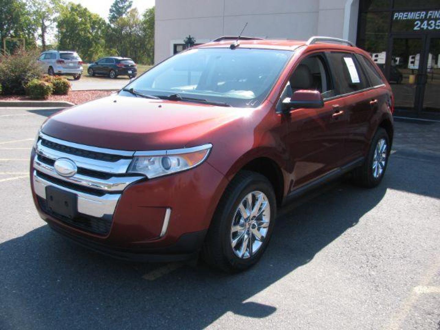 2014 Red Ford Edge SEL FWD (2FMDK3JCXEB) with an 3.5L V6 DOHC 24V engine, 6-Speed Automatic transmission, located at 2443 Albert Pike, Hot Springs, AR, 71913, (501) 623-6255, 34.492222, -93.109993 - Photo#5