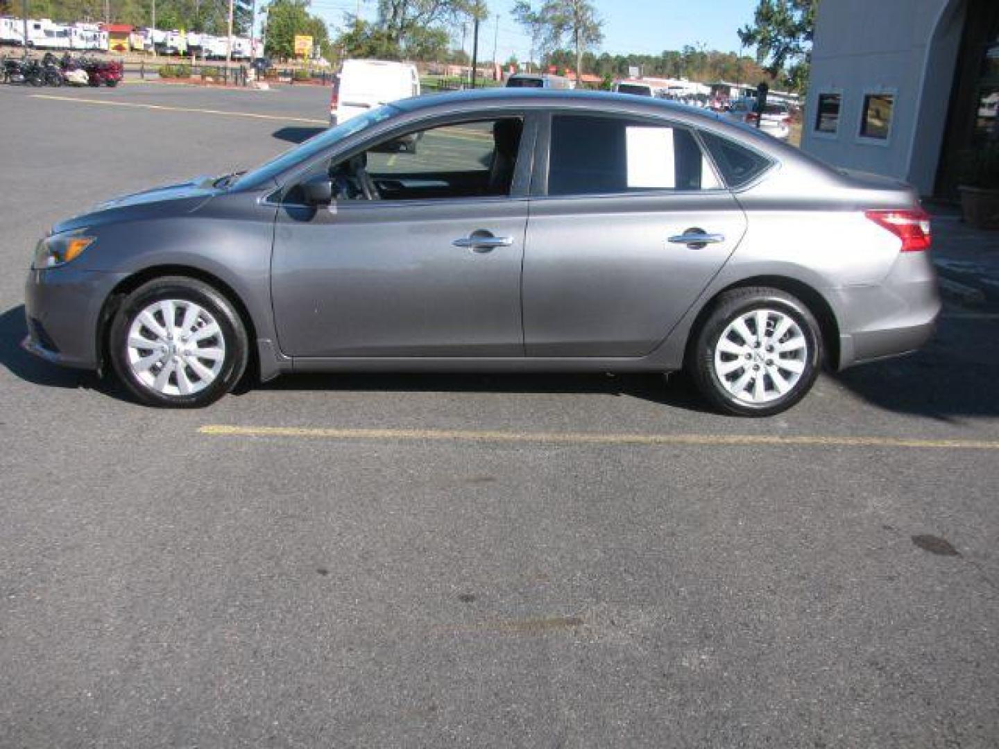 2017 Gray Nissan Sentra S CVT (3N1AB7AP7HY) with an 1.8L L4 SFI DOHC 16V engine, Continuously Variable Transmission transmission, located at 2443 Albert Pike, Hot Springs, AR, 71913, (501) 623-6255, 34.492222, -93.109993 - Photo#1