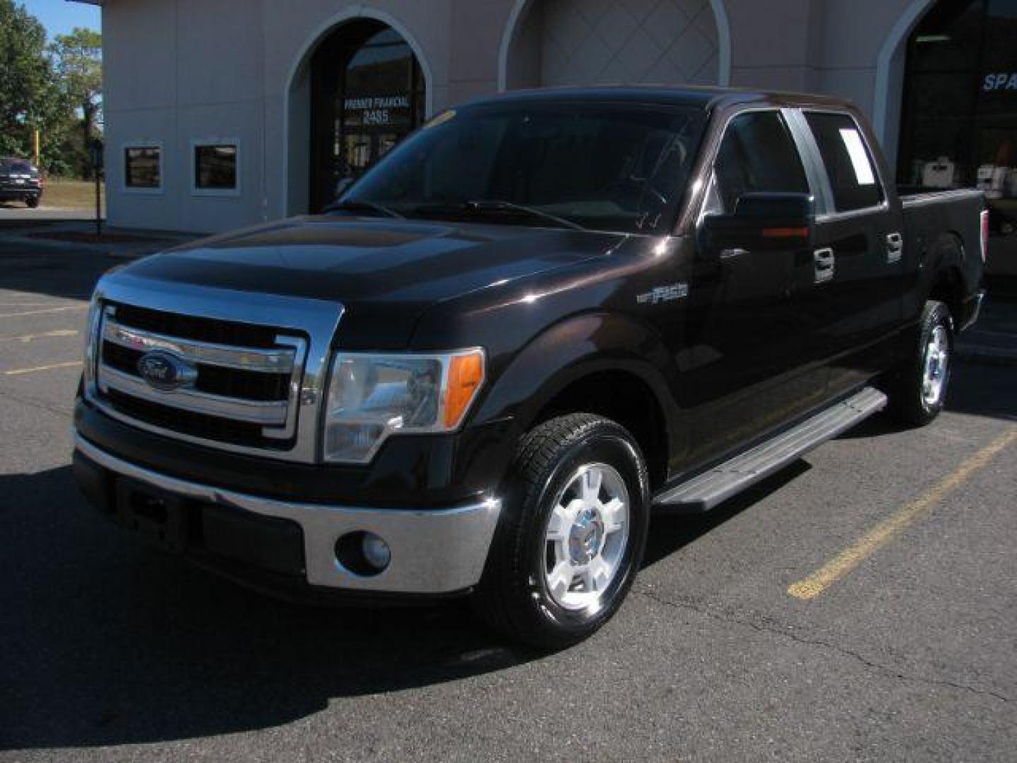 2014 Brown Ford F-150 XLT SuperCrew 5.5-ft. Bed 2WD (1FTFW1CF4EK) with an 5.0L V8 engine, 6-Speed Automatic transmission, located at 2443 Albert Pike, Hot Springs, AR, 71913, (501) 623-6255, 34.492222, -93.109993 - Photo#0