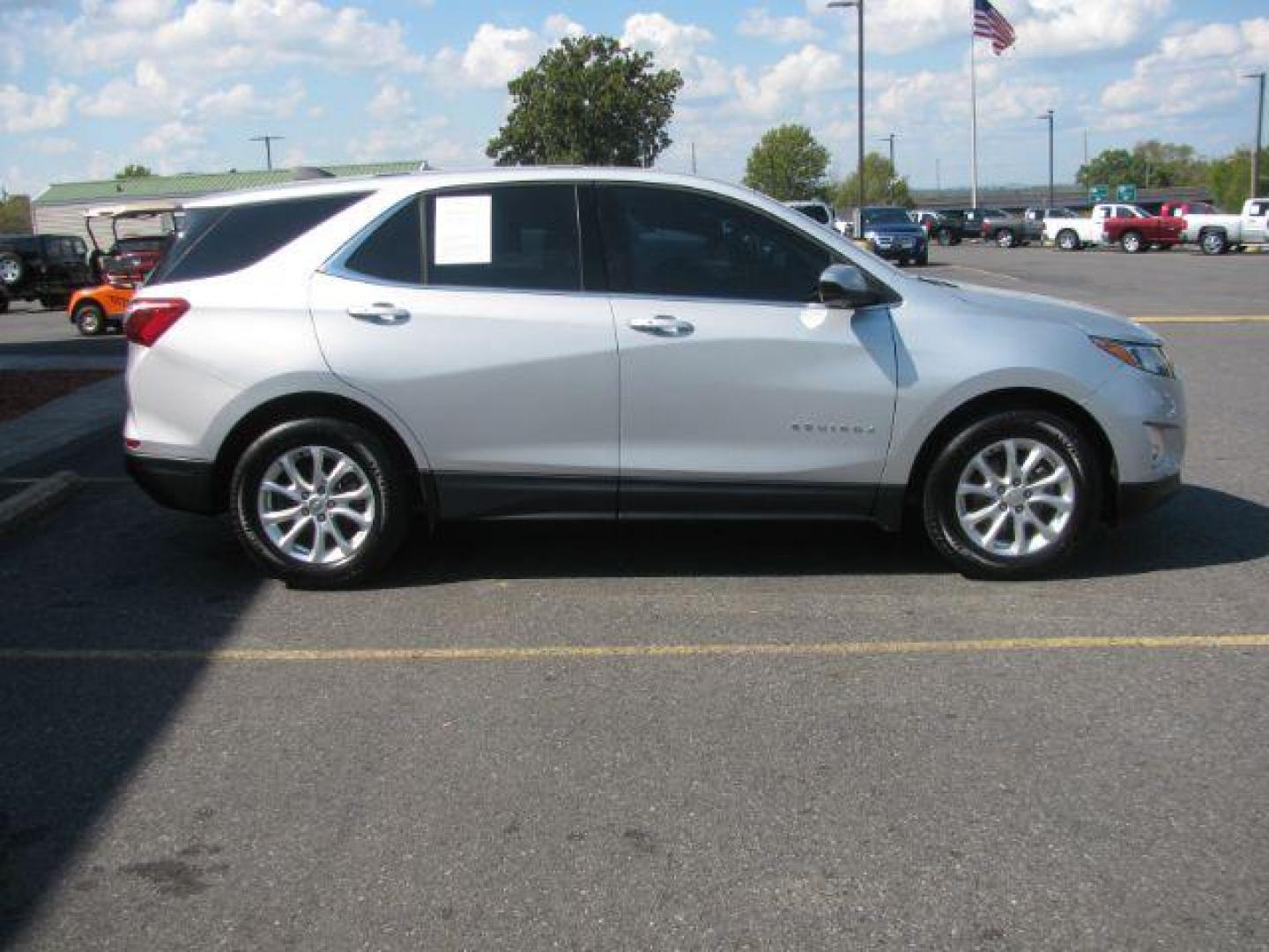 2019 Silver Chevrolet Equinox LT 1.5 2WD (2GNAXKEV2K6) with an 1.5L L4 DIR DOHC 16V TURBO engine, 6-Speed Automatic transmission, located at 2443 Albert Pike, Hot Springs, AR, 71913, (501) 623-6255, 34.492222, -93.109993 - Photo#1