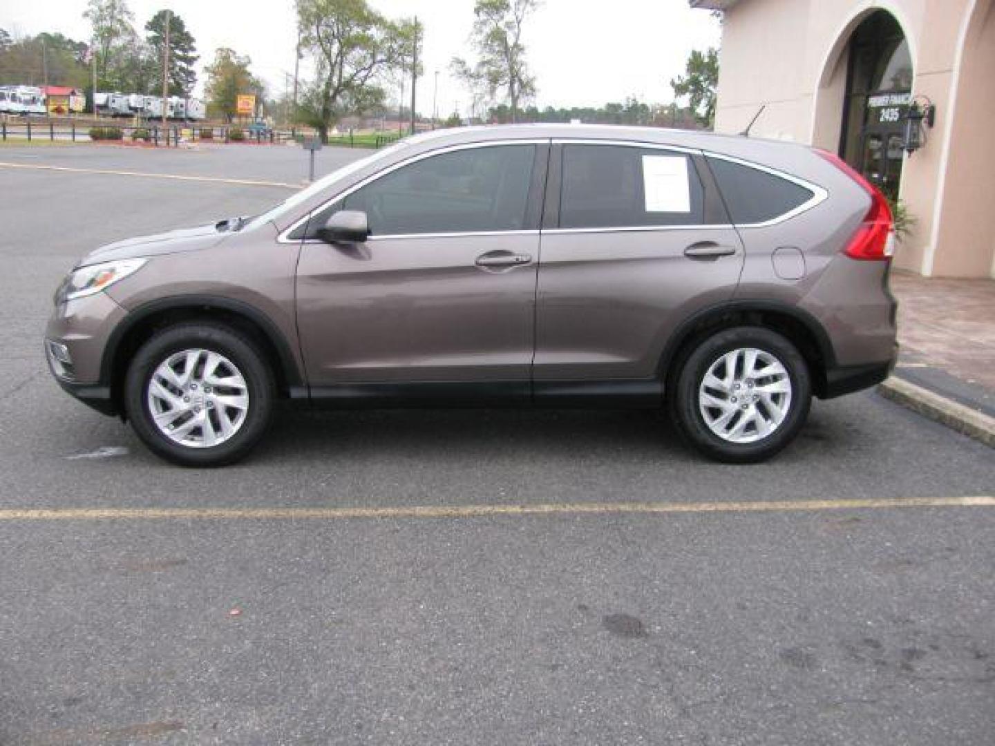 2016 Brown Honda CR-V EX 2WD (3CZRM3H58GG) with an 2.4L L4 DOHC 16V engine, Continuously Variable Transmission transmission, located at 2443 Albert Pike, Hot Springs, AR, 71913, (501) 623-6255, 34.492222, -93.109993 - Photo#1