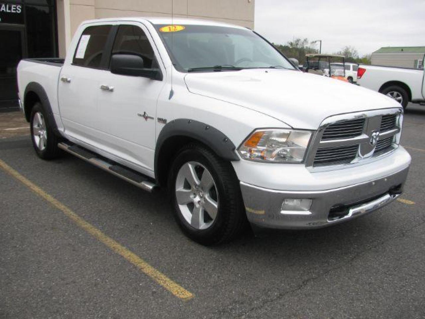 2012 White RAM 1500 SLT Crew Cab 2WD (1C6RD6LT0CS) with an 5.7L V8 OHV 16V engine, 6-Speed Automatic transmission, located at 2443 Albert Pike, Hot Springs, AR, 71913, (501) 623-6255, 34.492222, -93.109993 - Photo#6