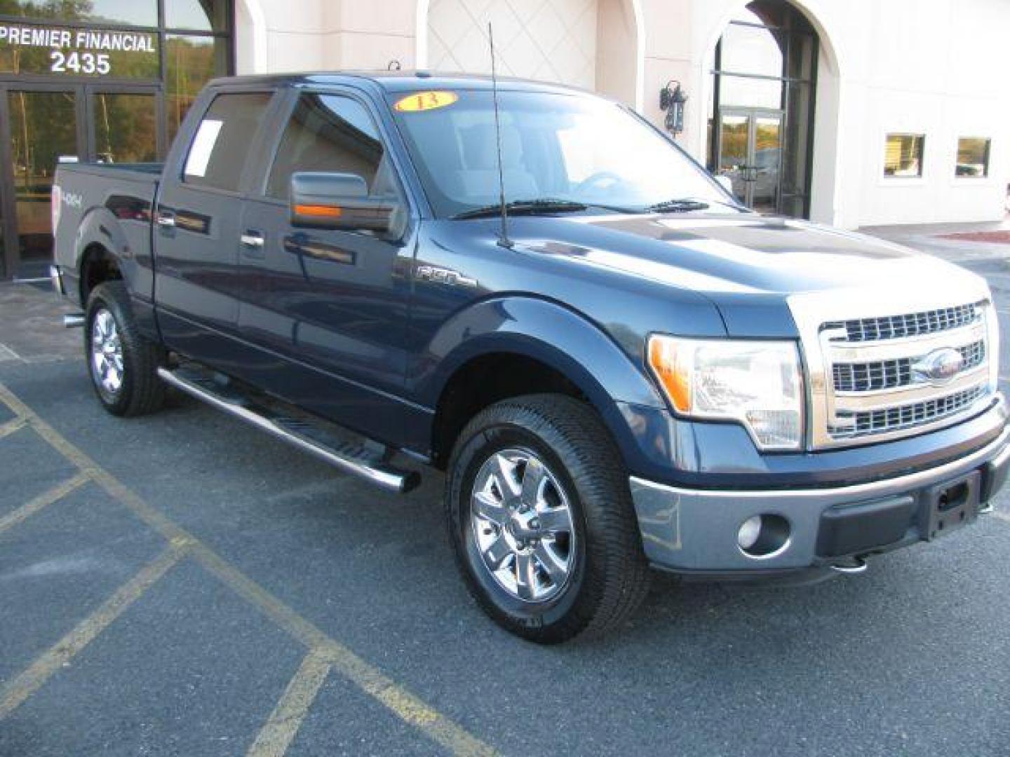 2013 Blue Ford F-150 XLT SuperCrew 5.5-ft. Bed 4WD (1FTFW1EF6DK) with an 5.0L V8 engine, 6-Speed Automatic transmission, located at 2443 Albert Pike, Hot Springs, AR, 71913, (501) 623-6255, 34.492222, -93.109993 - Photo#6