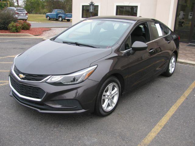 photo of 2017 Chevrolet Cruze LT Auto