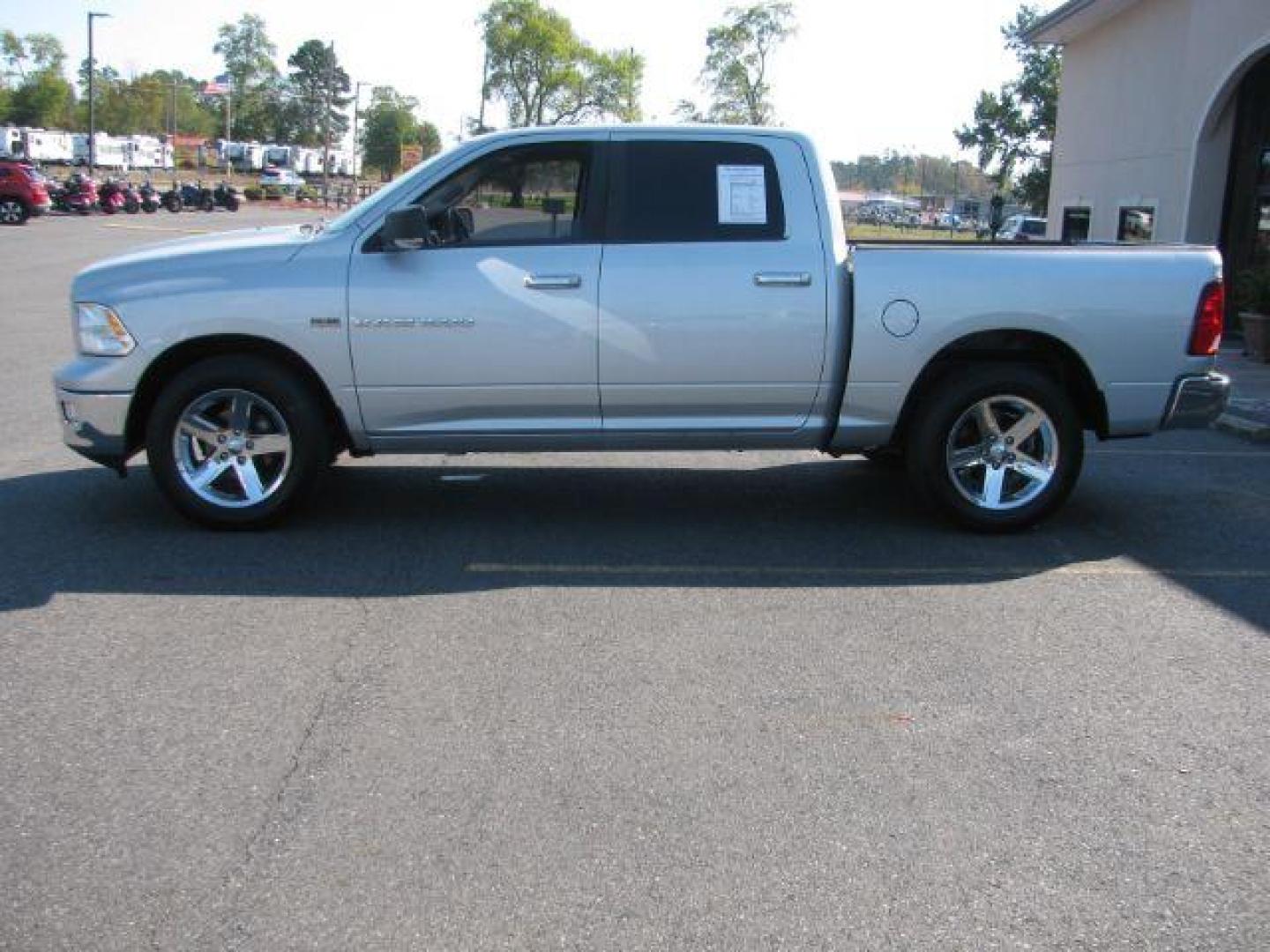 2011 Silver RAM 1500 SLT Crew Cab 2WD (1D7RB1CT7BS) with an 5.7L V8 OHV 16V engine, 5-Speed Automatic transmission, located at 2443 Albert Pike, Hot Springs, AR, 71913, (501) 623-6255, 34.492222, -93.109993 - Photo#5