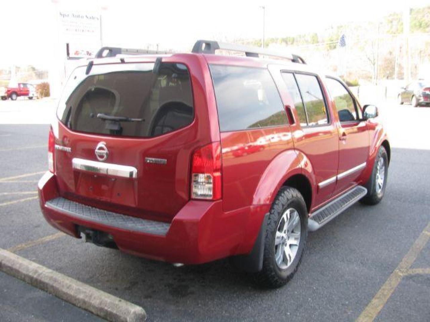 2012 Maroon Nissan Pathfinder Silver Edition 2WD (5N1AR1NN0CC) with an 4.0L V6 DOHC 24V engine, 5-Speed Automatic transmission, located at 2443 Albert Pike, Hot Springs, AR, 71913, (501) 623-6255, 34.492222, -93.109993 - Photo#3