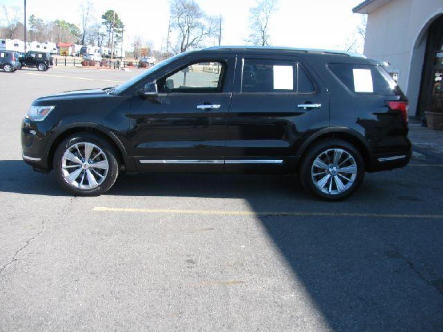 2018 Black Ford Explorer Limited FWD (1FM5K7F84JG) with an 3.5L V6 DOHC 24V engine, 6-Speed Automatic transmission, located at 2443 Albert Pike, Hot Springs, AR, 71913, (501) 623-6255, 34.492222, -93.109993 - Photo#1