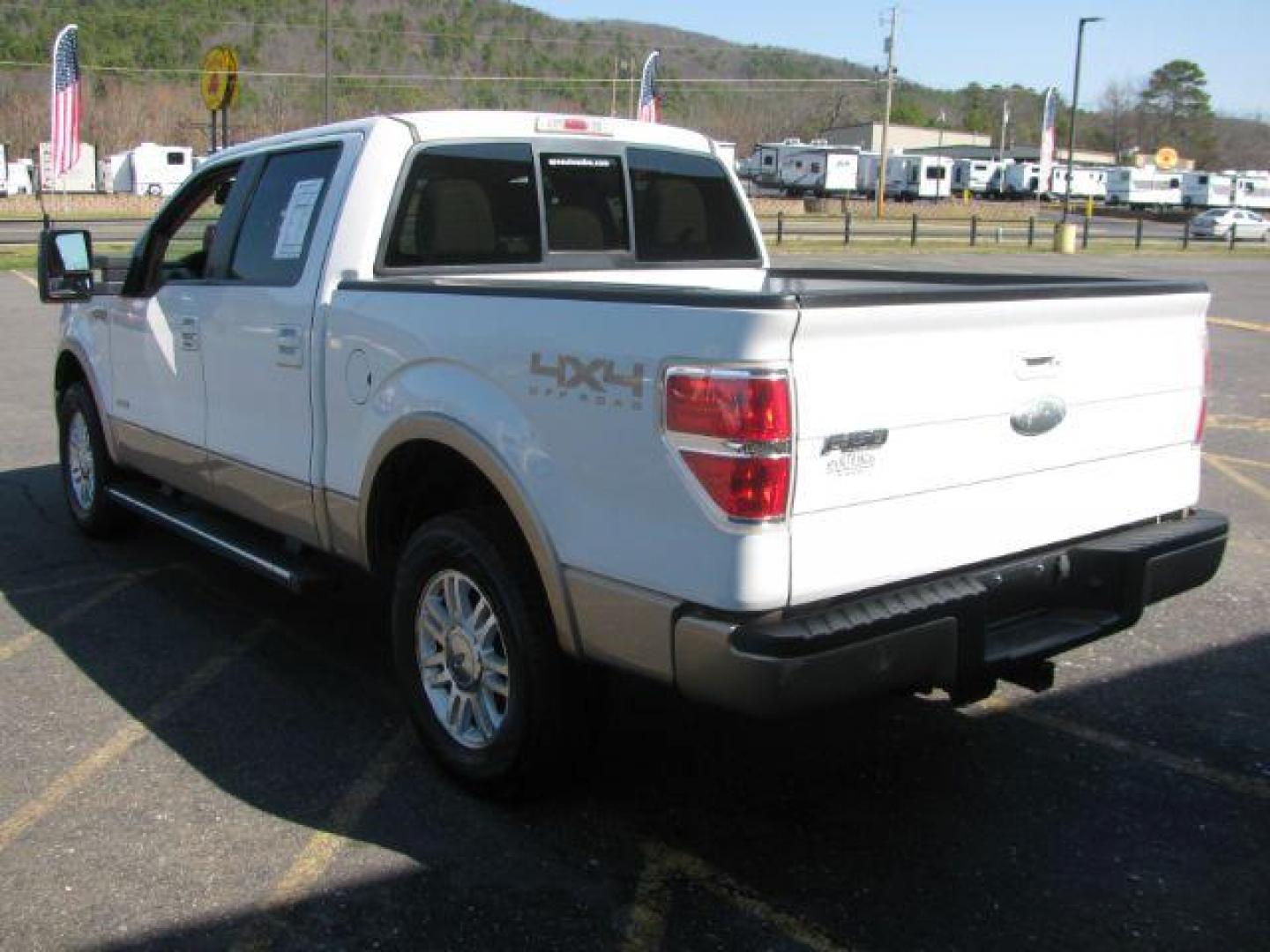 2012 White Ford F-150 Lariat SuperCrew 5.5-ft. Bed 4WD (1FTFW1ET9CF) with an 3.5L V6 TURBO engine, 6-Speed Automatic transmission, located at 2443 Albert Pike, Hot Springs, AR, 71913, (501) 623-6255, 34.492222, -93.109993 - Photo#2